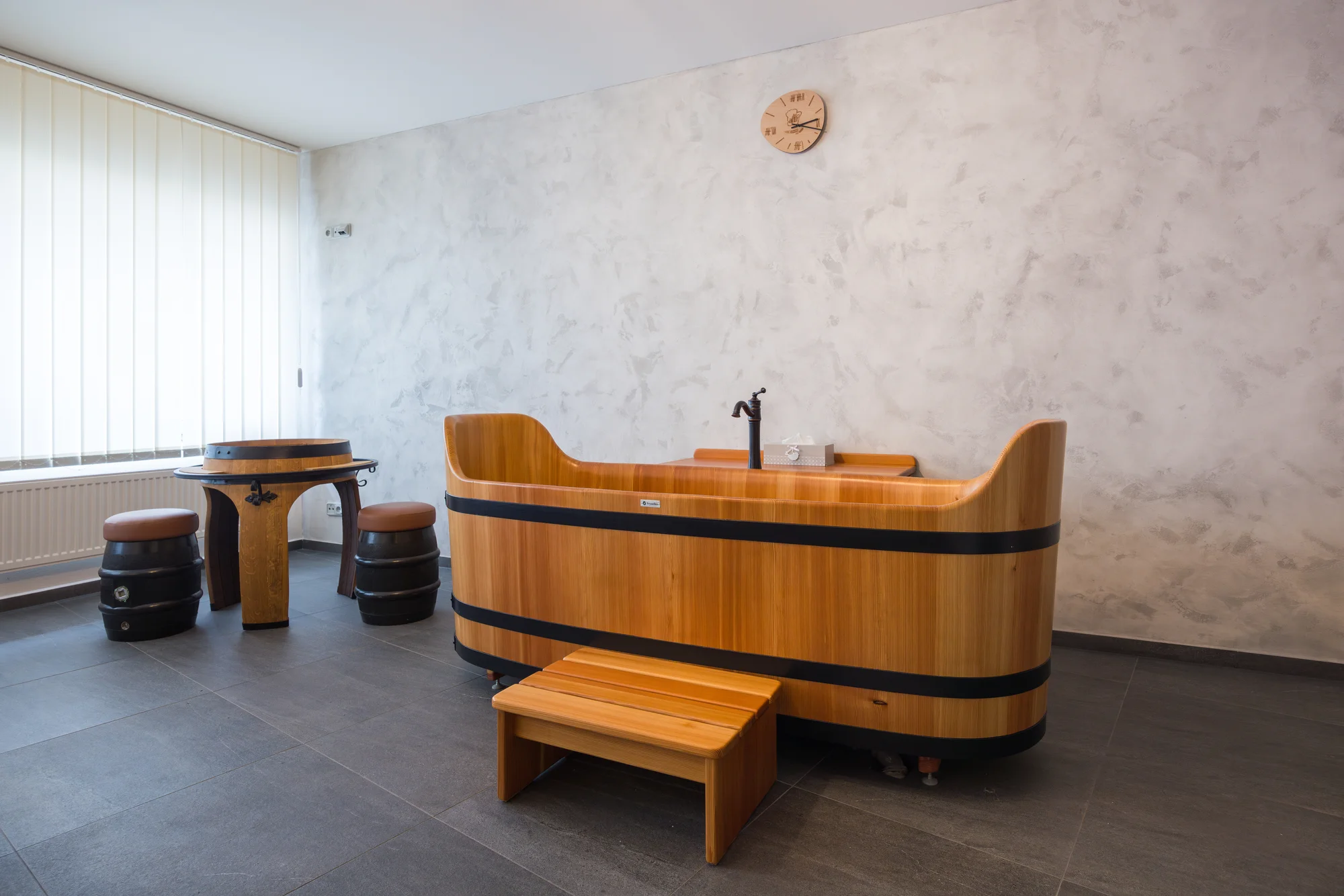 Pobyt v litomyšlském penzionu s restaurací a minipivovarem, vč. snídaně a privátní pivní lázně pro 2