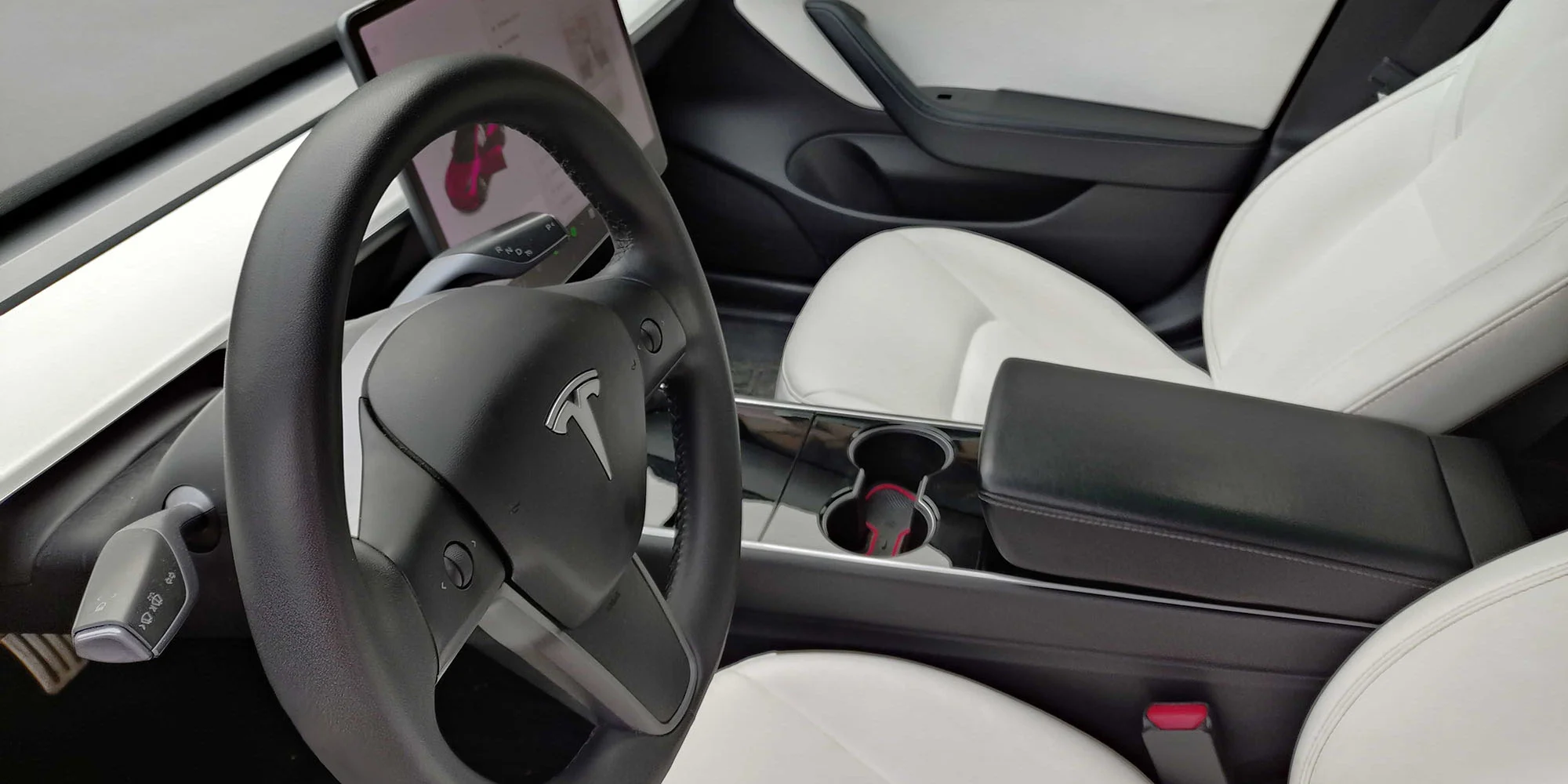 Tesla 3 Performance: spolujízda nebo řízení i s příběhy z cest kolem světa