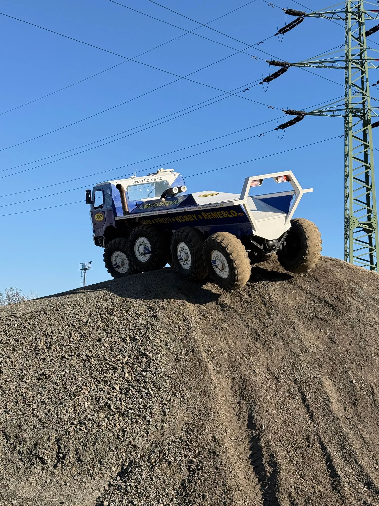 15–60 minut drtivé jízdy v kabině giganta Tatra 813 8x8 Truck Trial
