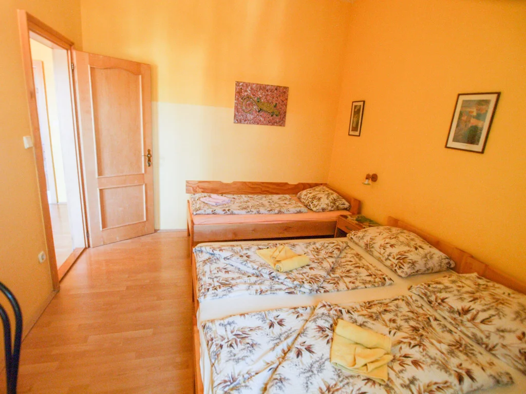 Apartmány v Podgoře až pro 6 osob: 300 m na pláž, letovisko se spoustou vyžití