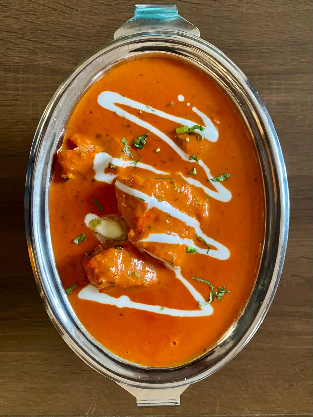 Tříchodové indické menu s kormou, masalou nebo butter chicken pro 1 či 2 osoby