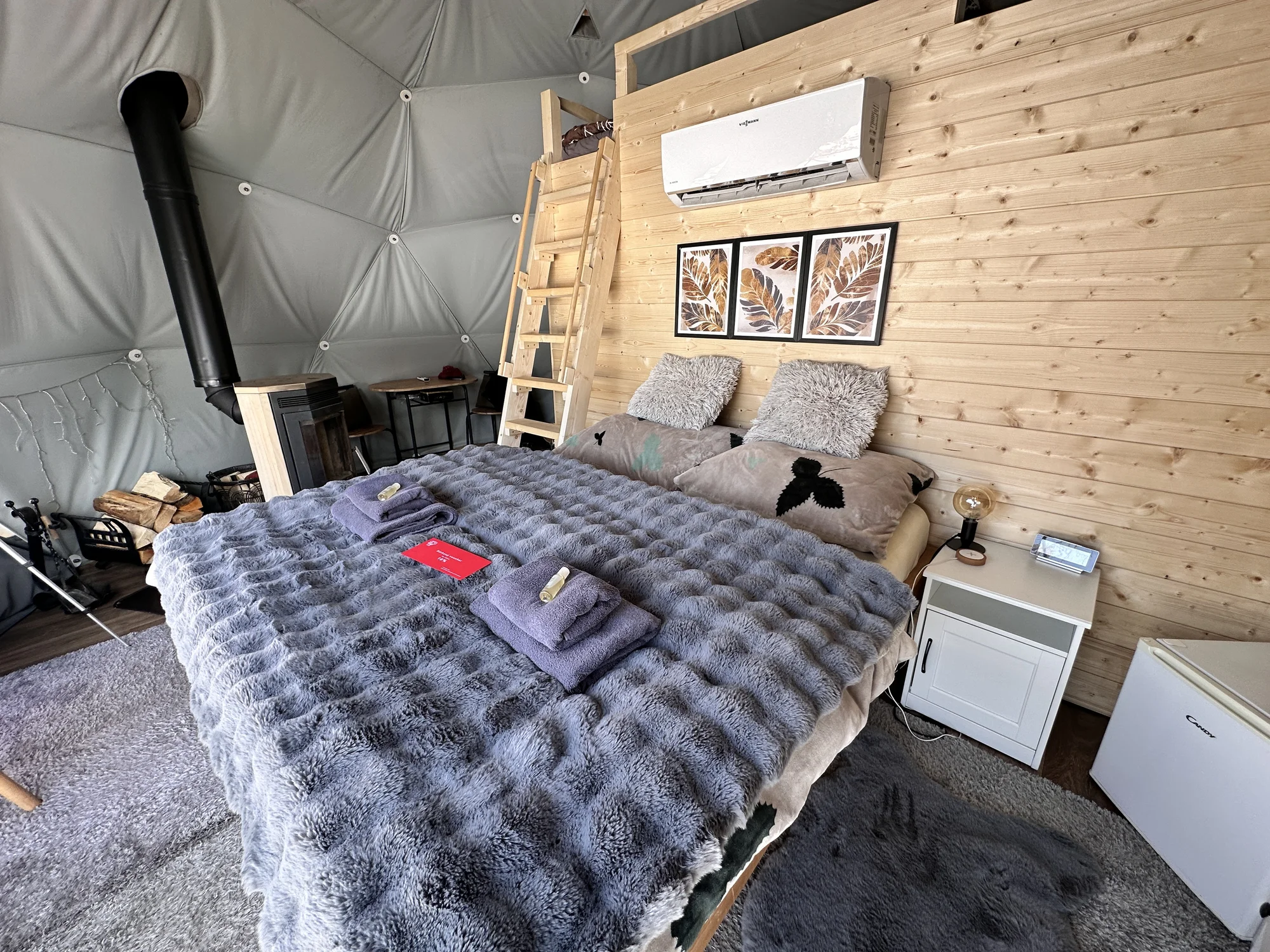 Glamping: vymazlené iglú u Prachovských skal, relax ve wellness s možností snídaňového koše