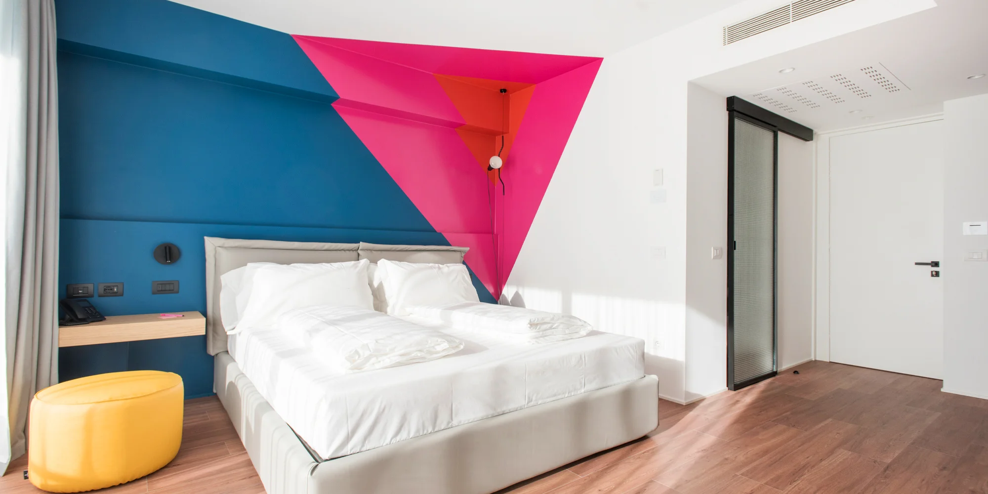 Dovolená v Itálii: hotel kousek od Lago di Garda, střešní wellness i snídaně