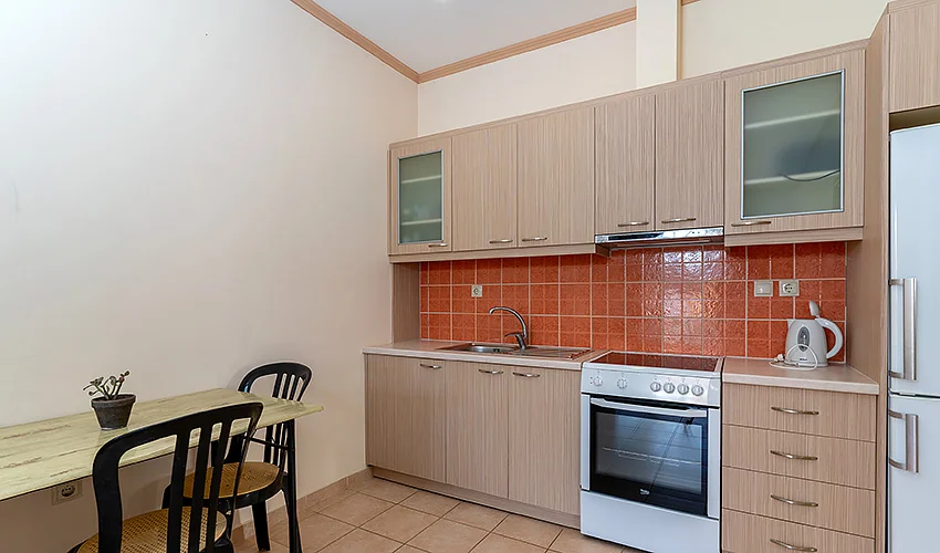 Letecký zájezd na Zakynthos: aparthotel 80 metrů od pláže, bazén, polopenze
