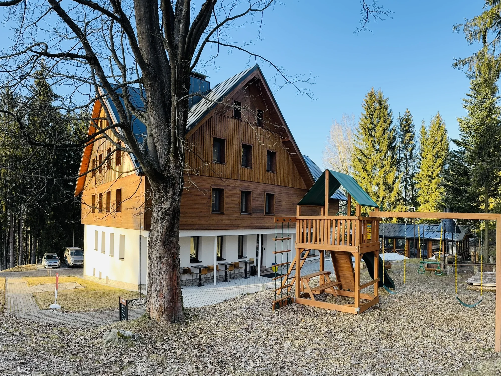 Zbrusu nové apartmány v Jizerských horách: pobyt bez stravy i se snídaní a privátní vířivkou či saunou