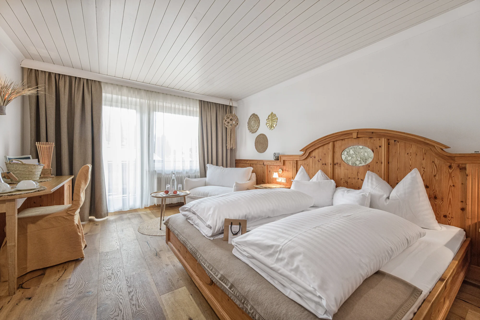 Luxusní rodinná dovolená v Alpách: 4* hotel s polopenzí plus, neomezený wellness, karta výhod