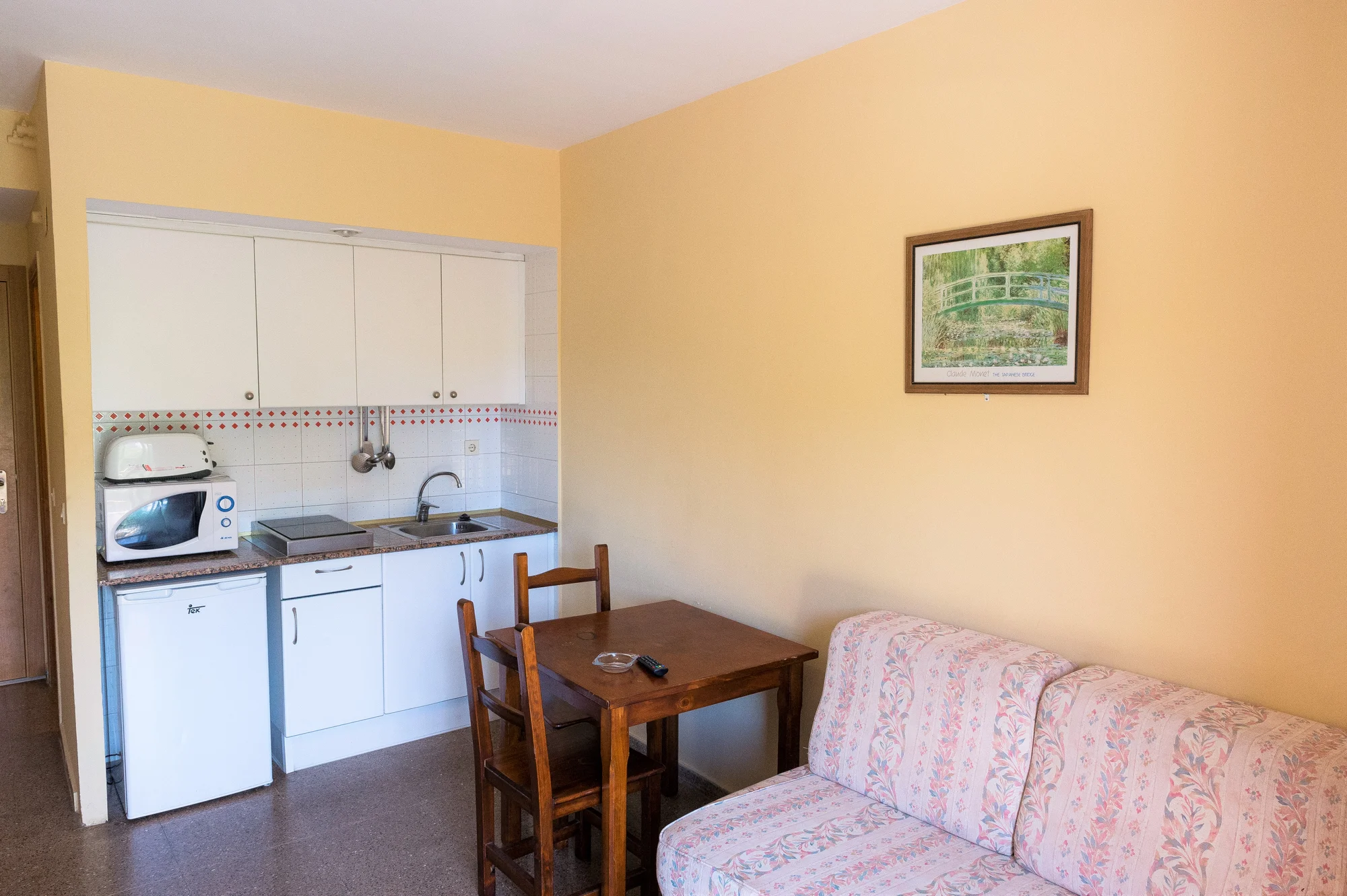 Lloret de Mar nedaleko Barcelony: apartmány v dosahu pláže, bazén i hřiště