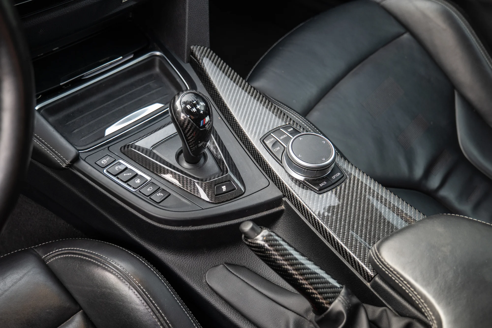 Zapůjčení Fordu Mustang, Mercedesu C63 AMG či BMW M4 na 24hod nebo celý víkend