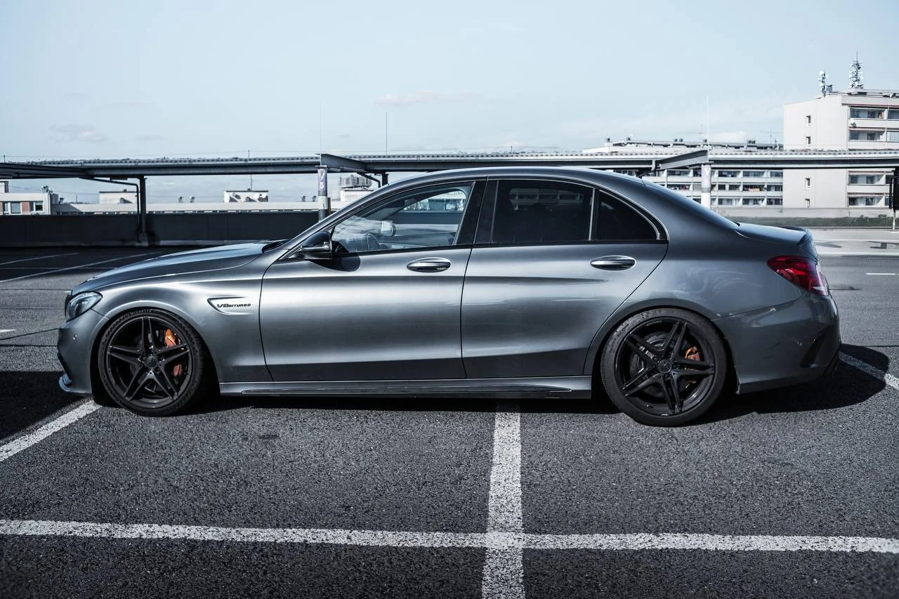 Zapůjčení Fordu Mustang, Mercedesu C63 AMG či BMW M4 na 24hod nebo celý víkend