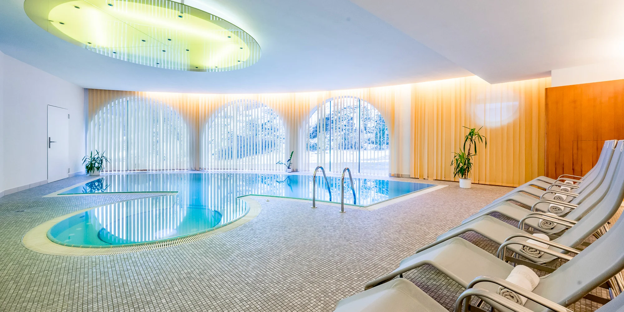 Tyrolský Ötztal: hotel s neomezeným wellness a polopenzí, koupání v horském jezeře