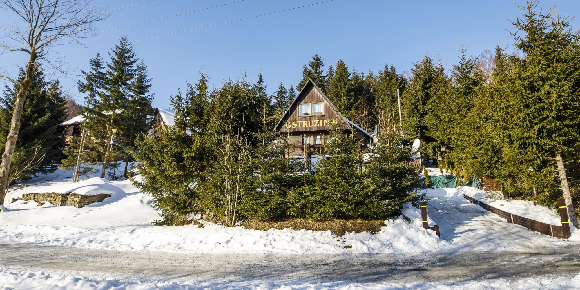 Krásná chata v Jeseníkách s horkým sudem i saunami