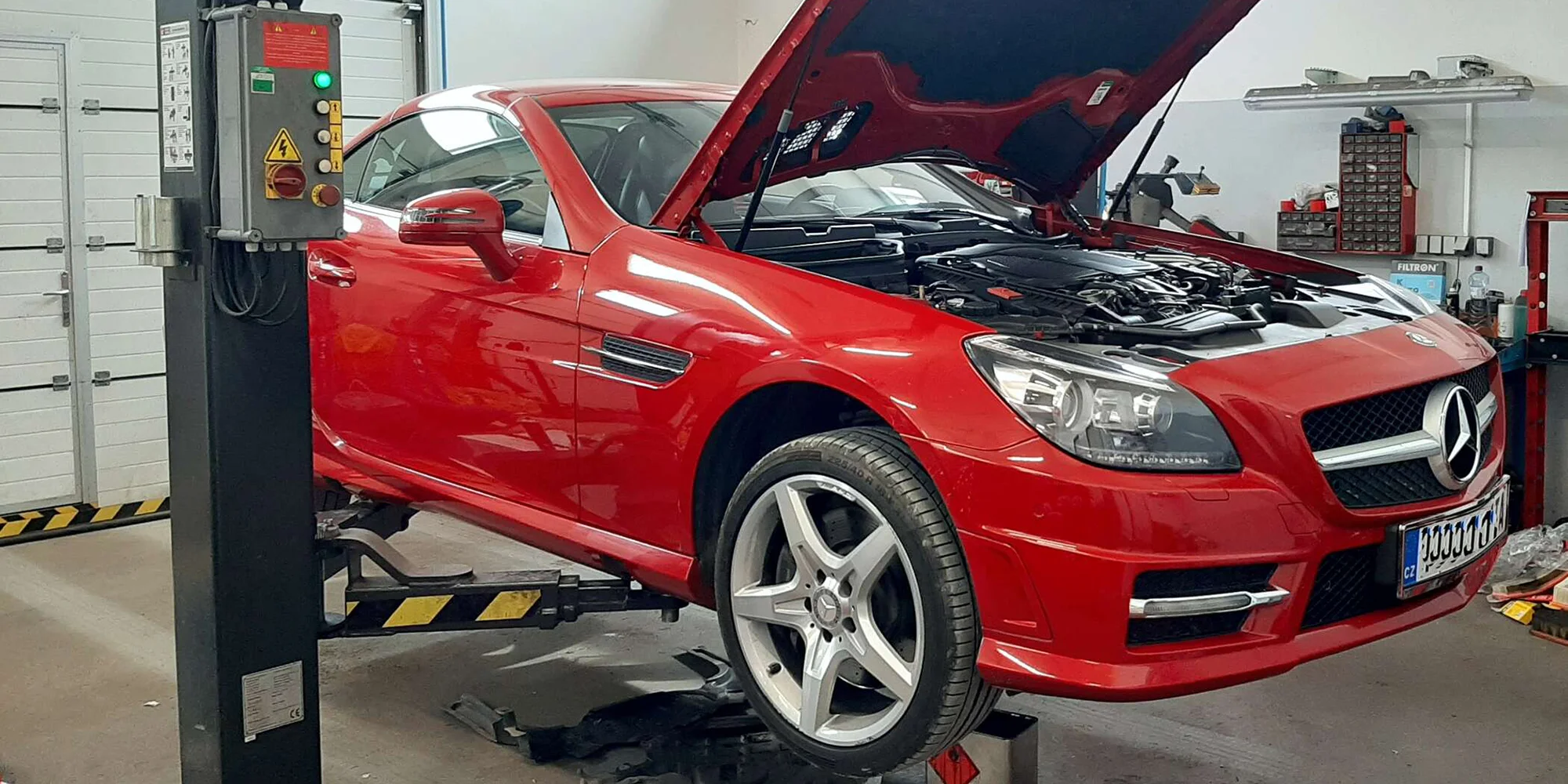 Čištění a desinfekce klimatizace vašeho automobilu i doplnění chladiva
