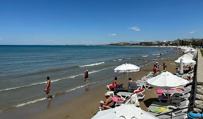 Turecká riviéra letecky: hotel Altinkum Beach***, 7 nocí s all inclusive a bazény