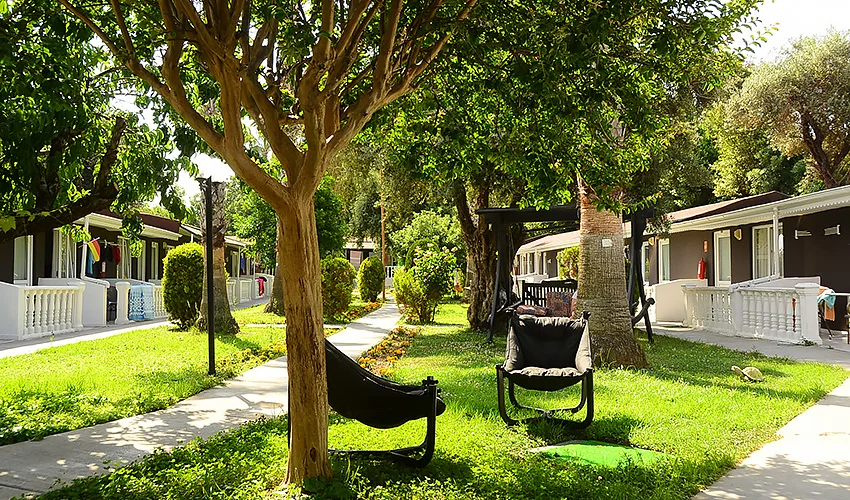 Turecká riviéra letecky: hotel Altinkum Beach***, 7 nocí s all inclusive a bazény