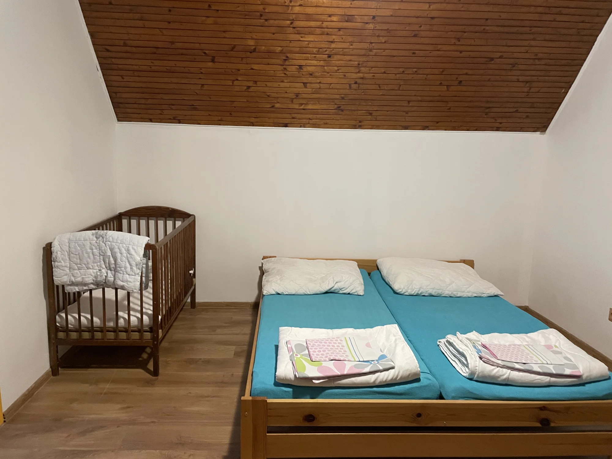 Chalupa v srdci Krušných hor až pro 12 osob: infrasauna i zahrada s grilem