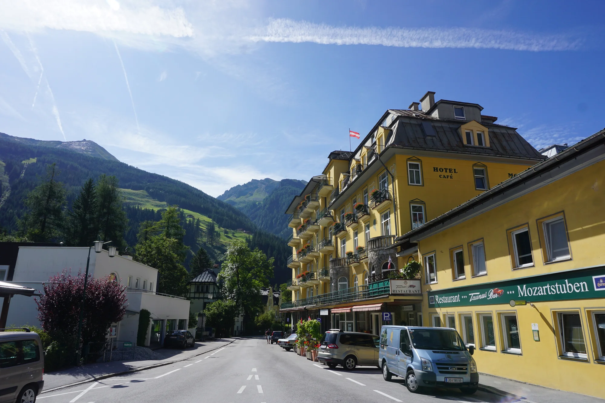 Bad Gastein: secesní hotel se saunami, polopenzí a kartou výhod se slevami