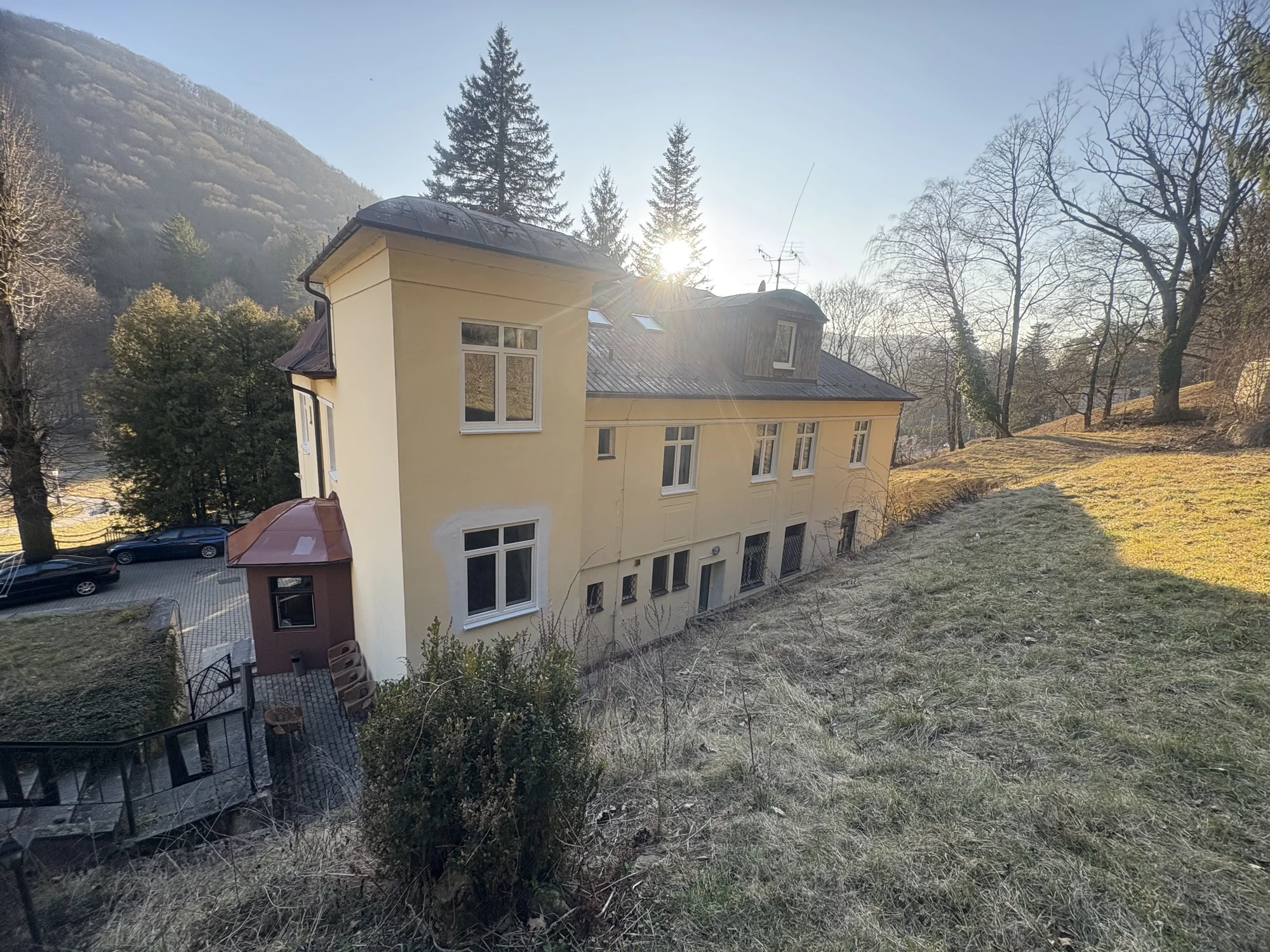 Pobyt v Trenčianských Teplicích: strava i vstup na koupaliště či do wellness zóny Zelená Žaba