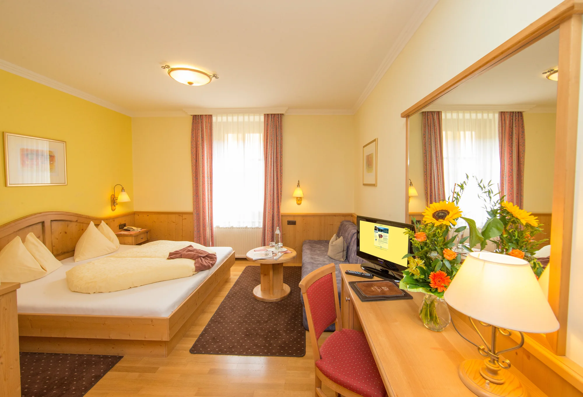 Hotel v centru Zell am See: snídaně i polopenze, neomezeně sauna, letní karta výhod
