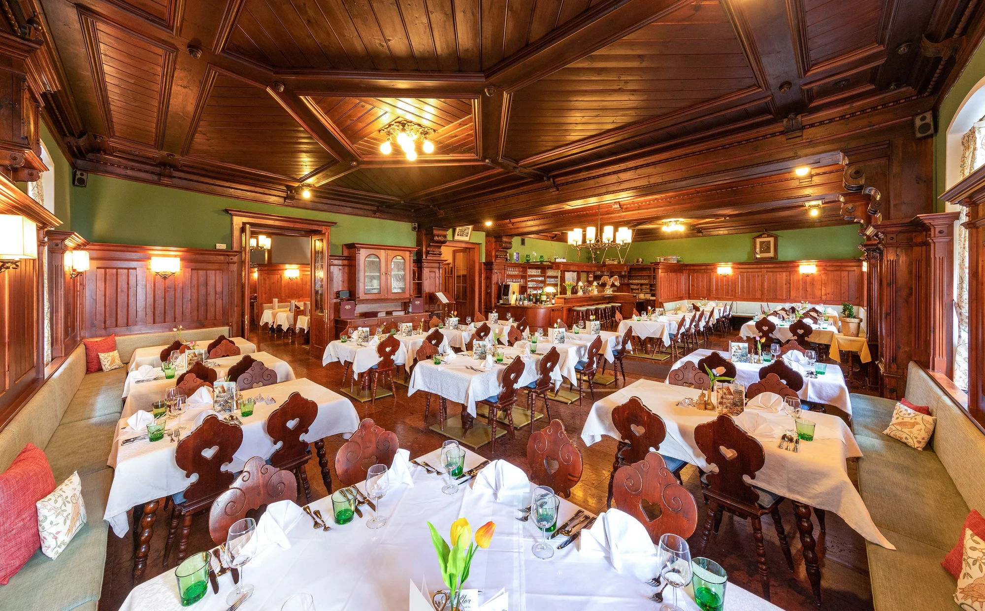 Hotel v centru Zell am See: snídaně i polopenze, neomezeně sauna, letní karta výhod