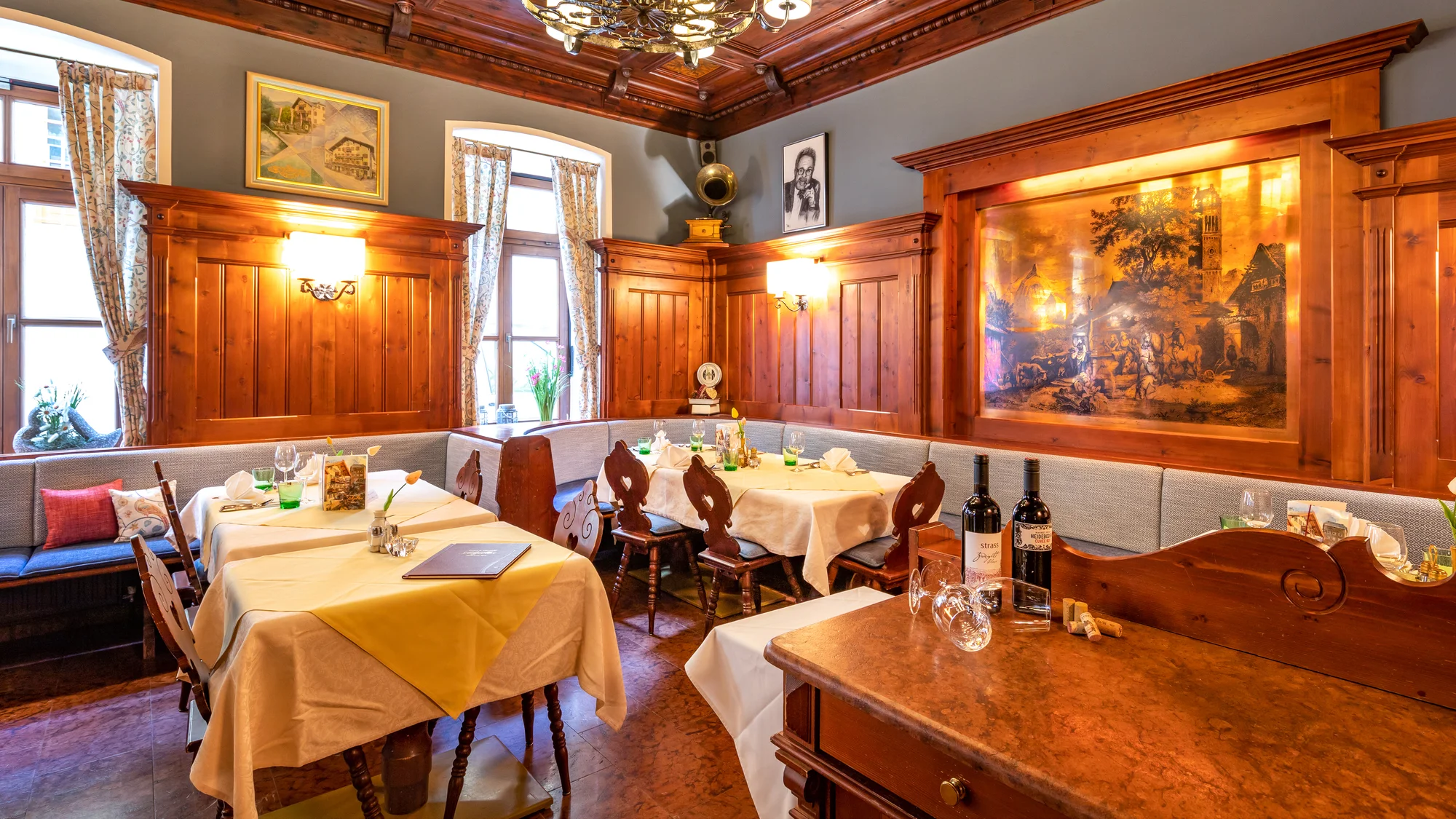 Hotel v centru Zell am See: snídaně i polopenze, neomezeně sauna, letní karta výhod