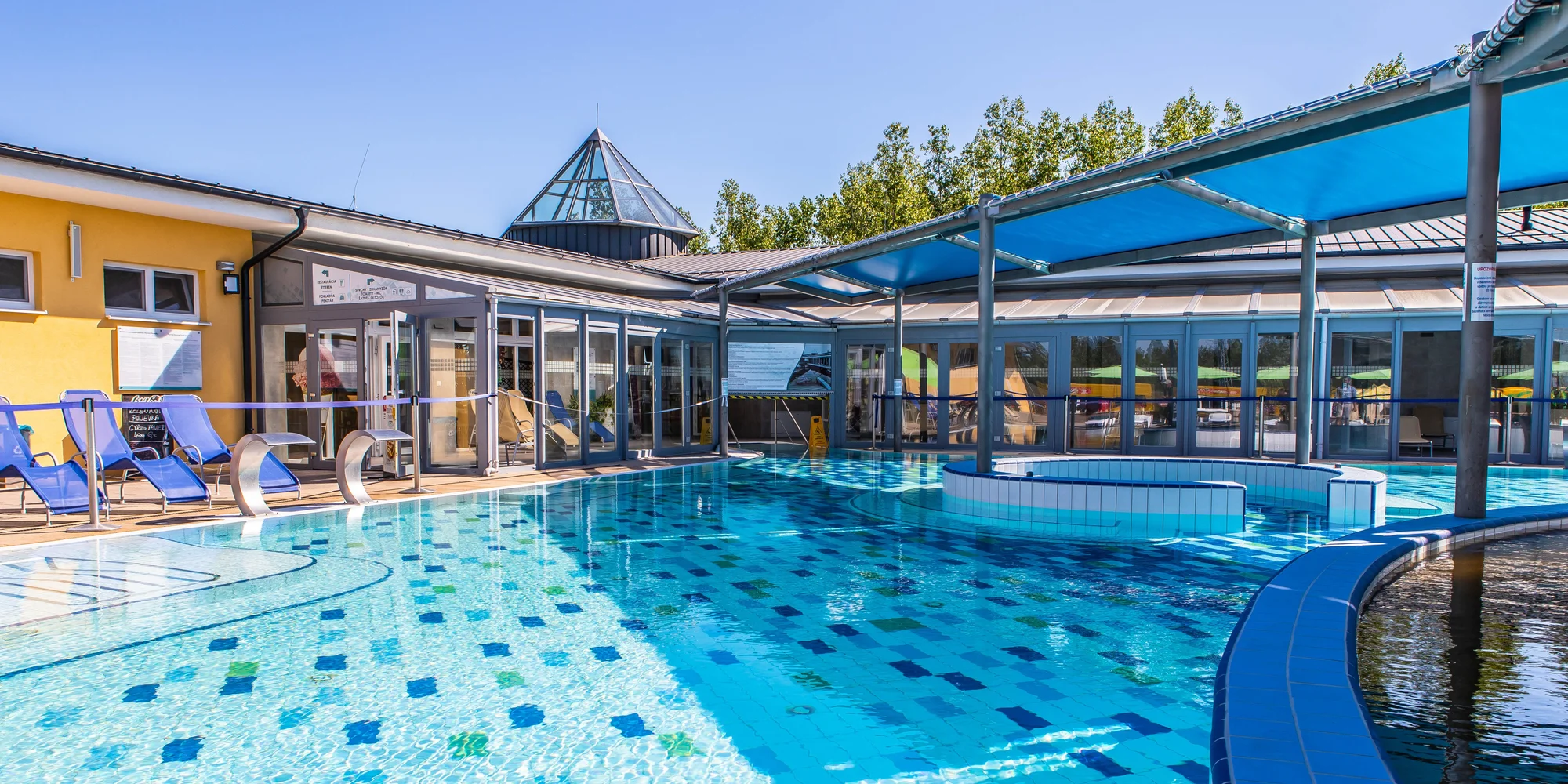 Dovolená pro pár i partu: studio či apartmán s balkonem, sleva na relax v termálech