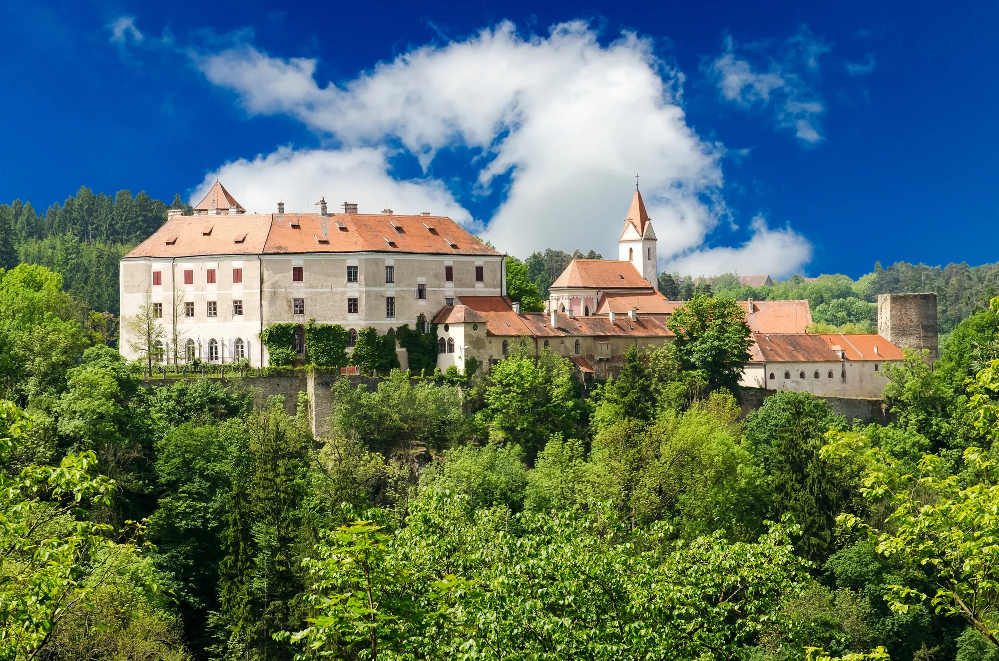 Wellness resort ve Vranově nad Dyjí: snídaně i poukaz do bistra a vstupy do wellness vč. privátního