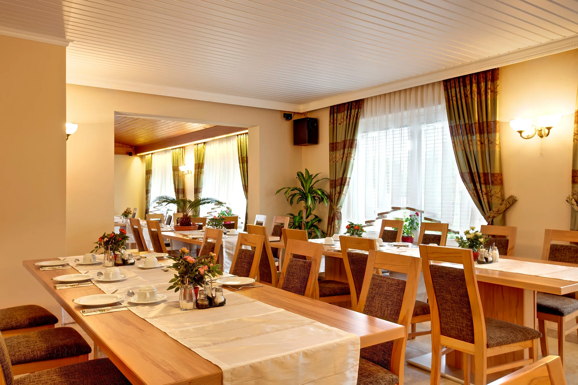 Rodinná dovolená v Korutanech: 3* hotel u jezera Klopeiner, soukromá pláž, snídaně