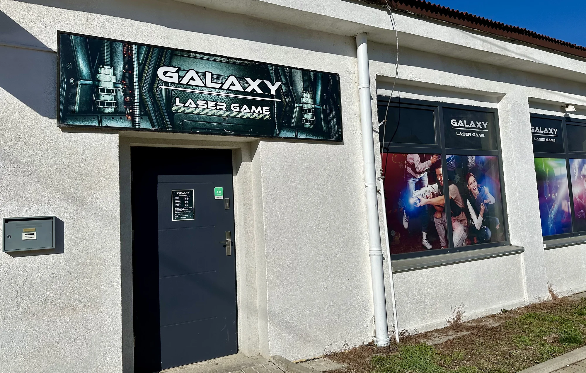 Akce a zábava: laser game pro 1–10 osob v moderní pražské aréně vč. možnosti mít arénu pro sebe