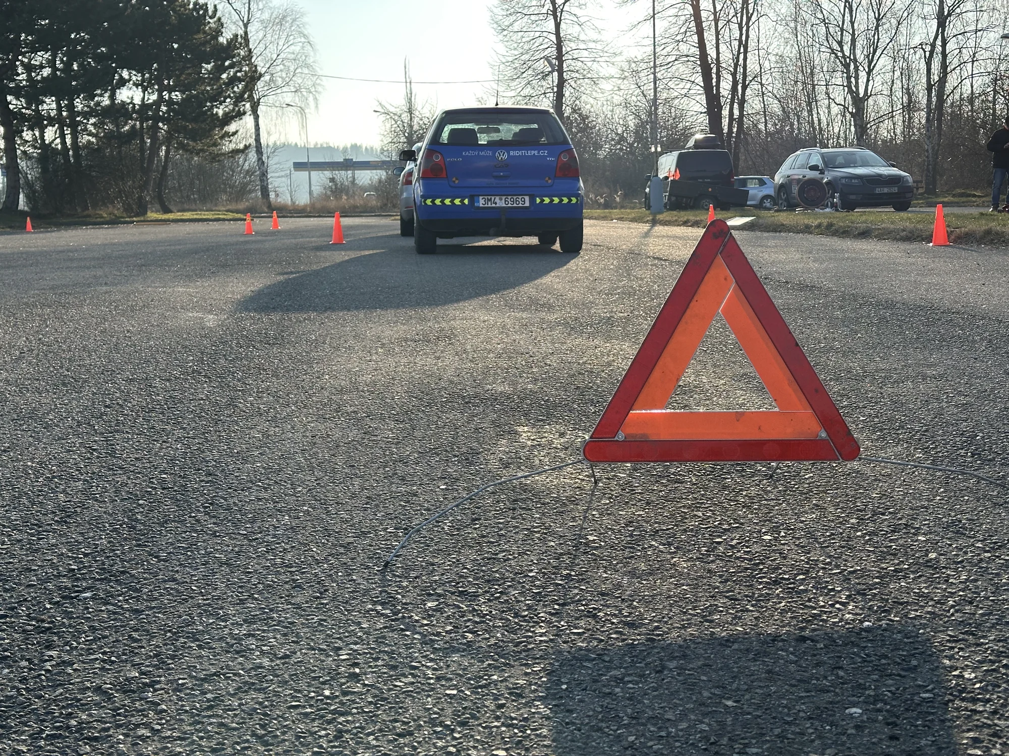 Zážitky za volantem: kurzy smyku a bezpečného driftování u Příbrami