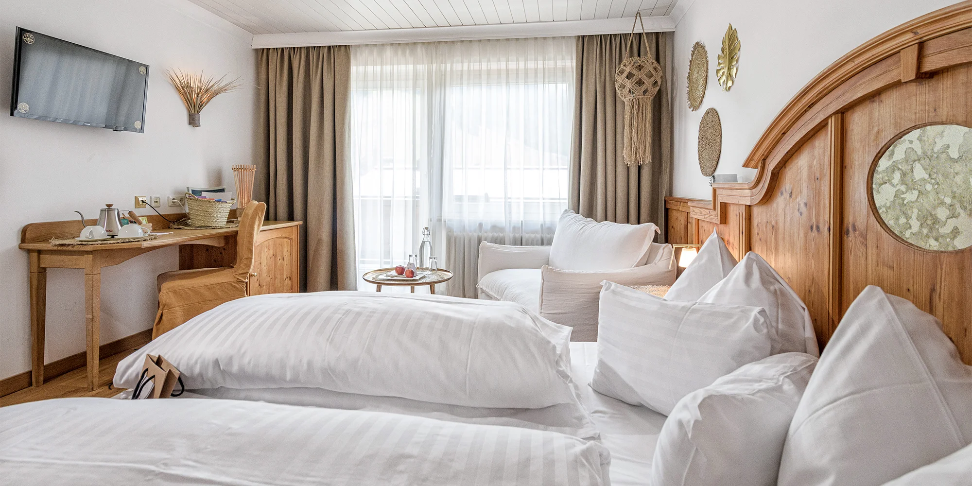 Luxusní rodinná dovolená v Alpách: 4* hotel s polopenzí plus, neomezený wellness, karta výhod