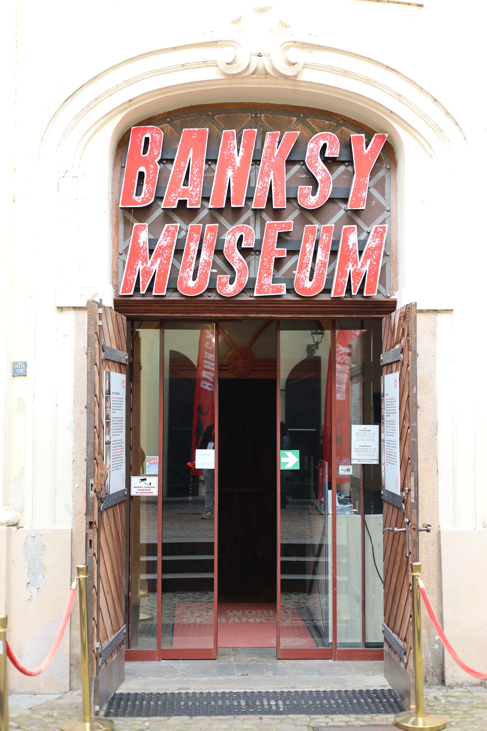 Vstupné na výstavu The World of Banksy pro děti i dospělé: více než 100 děl