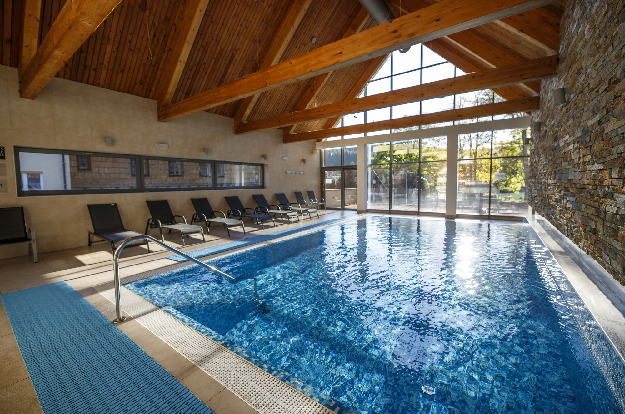 Pobyt v Beskydech: polopenze a relax ve wellness, turistické trasy, areál plný atrakcí a sleva na ně