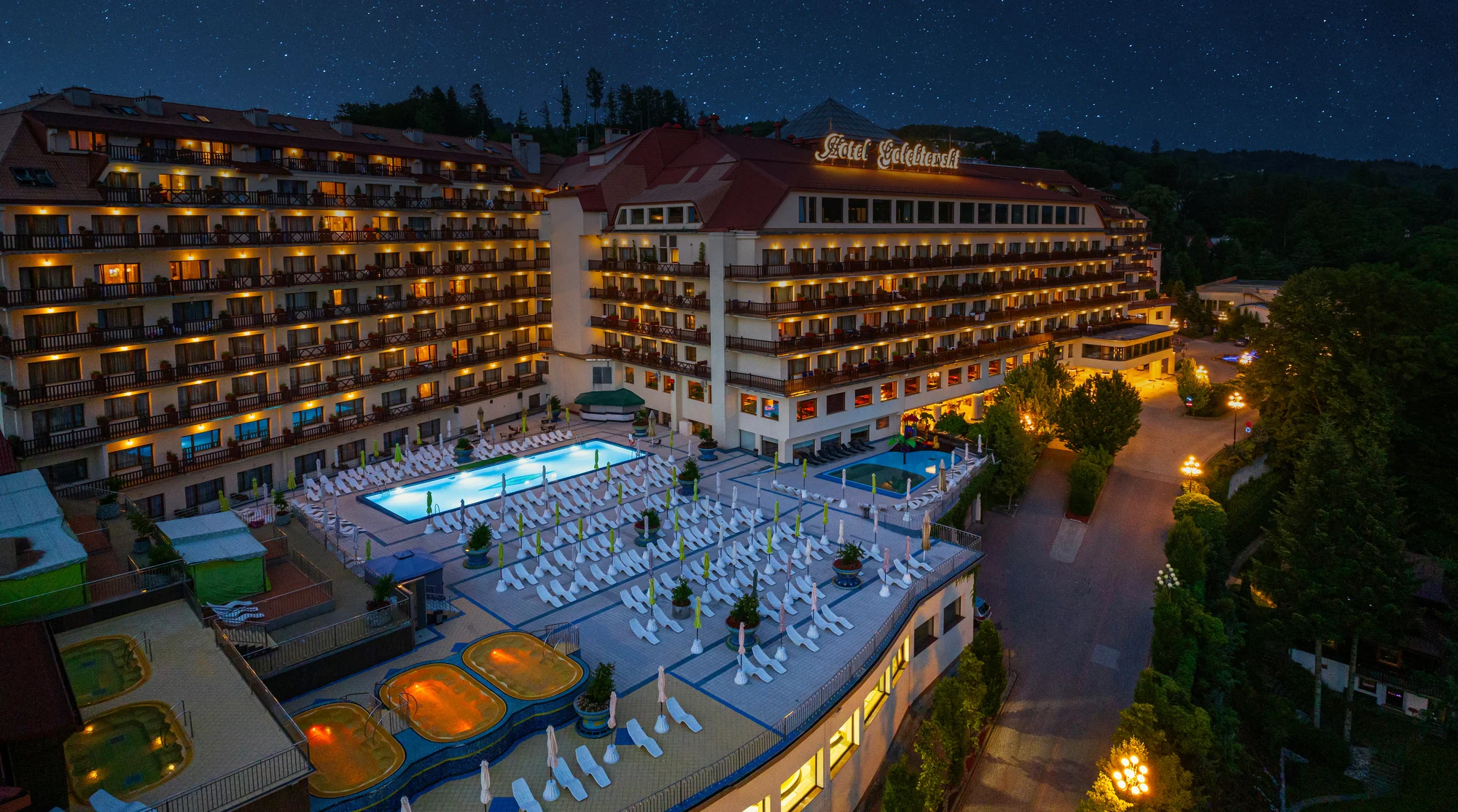 Rodinný pobyt ve Visle: resort s aquaparkem, polopenze či plná penze, dětský klub