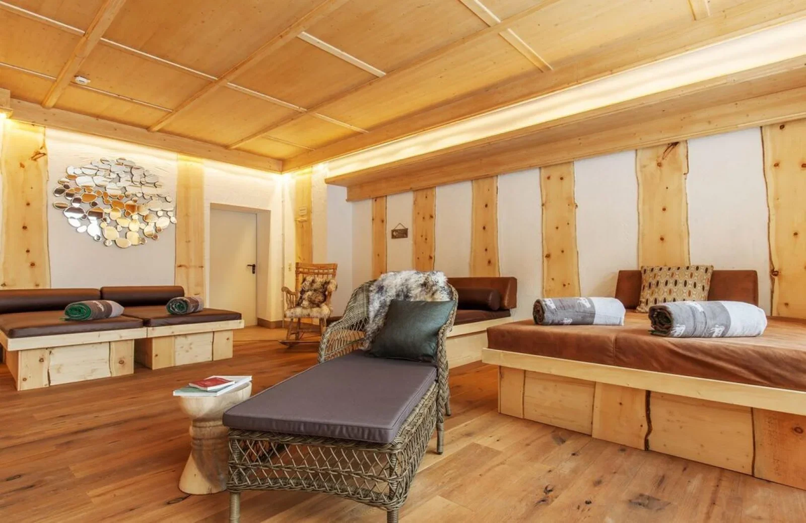 Rakouské Alpy: hotel s výhledem na oblast Dachstein, snídaně i wellness