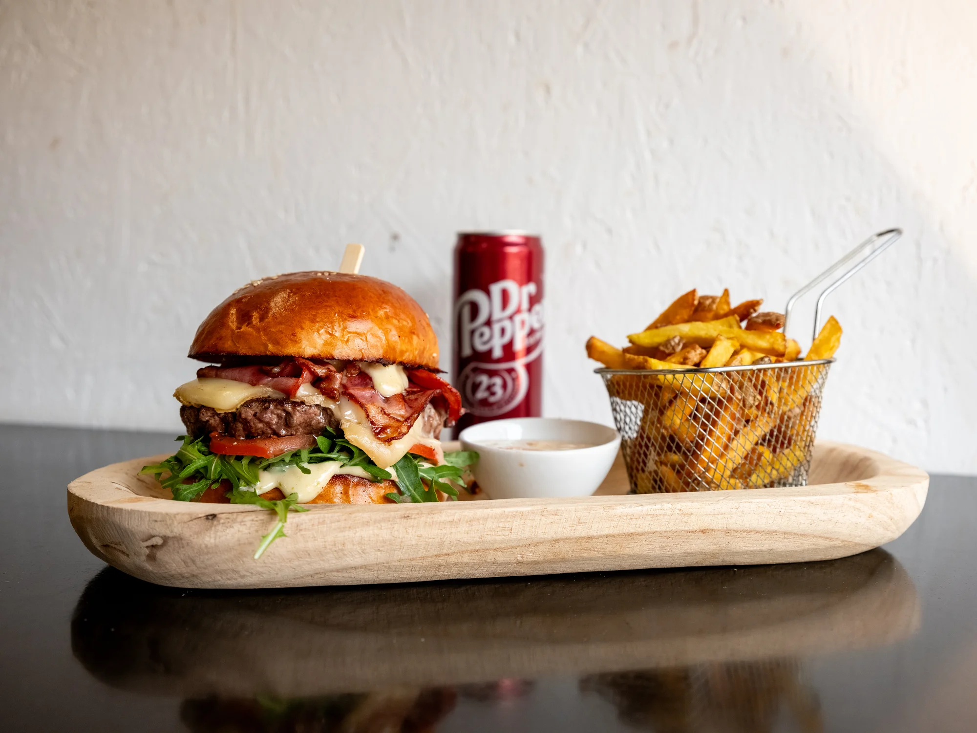 1 nebo 2 burgery dle výběru nebo menu vč. příloh a nápojů