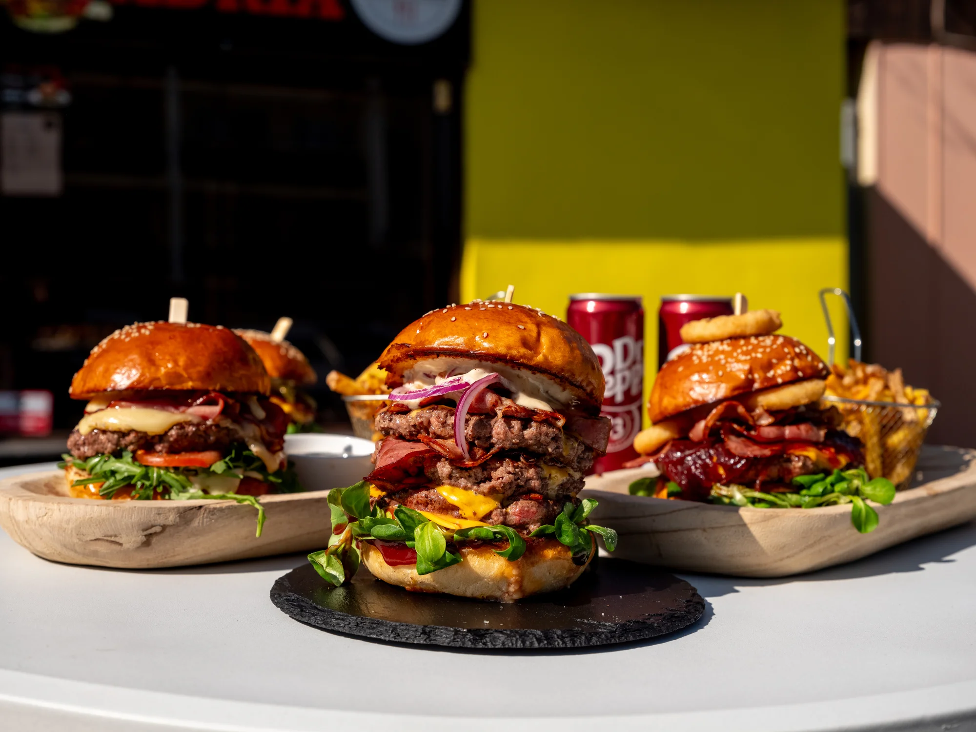 1 nebo 2 burgery dle výběru nebo menu vč. příloh a nápojů