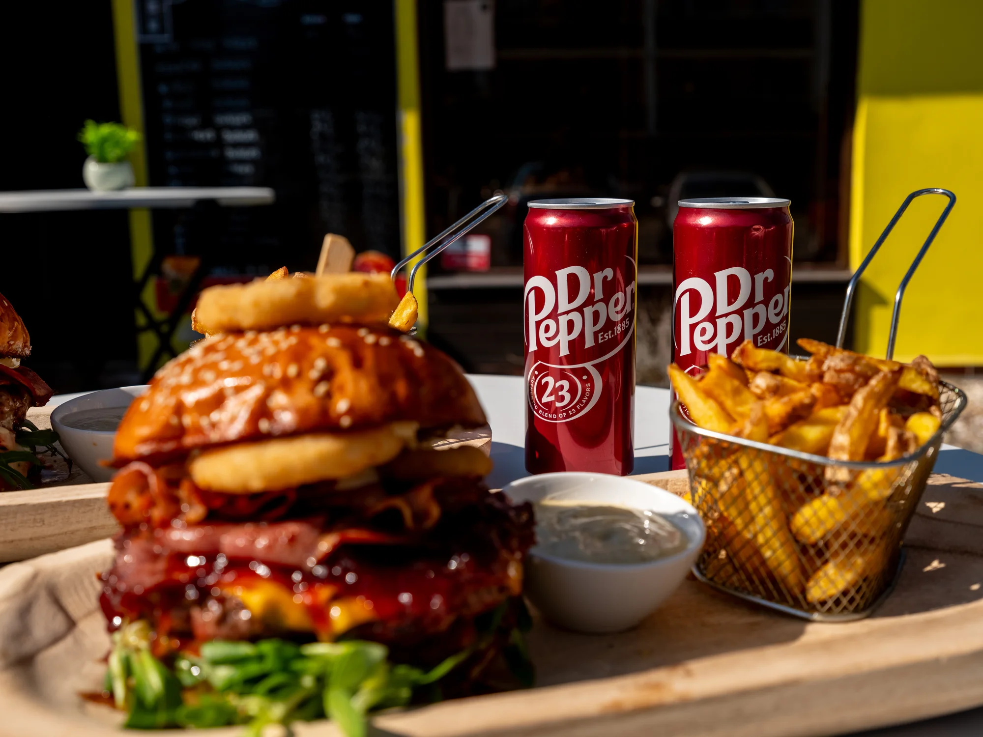 1 nebo 2 burgery dle výběru nebo menu vč. příloh a nápojů
