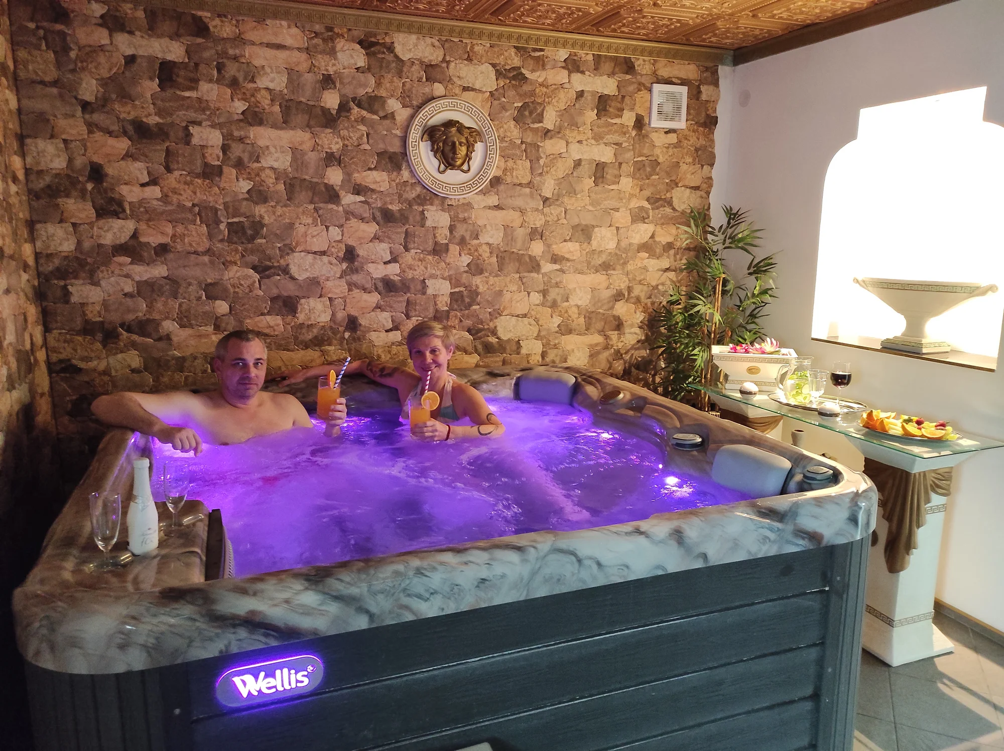 Pobyt u Ohře nedaleko Varů: komfortní pokoj, jídlo i relax ve wellness