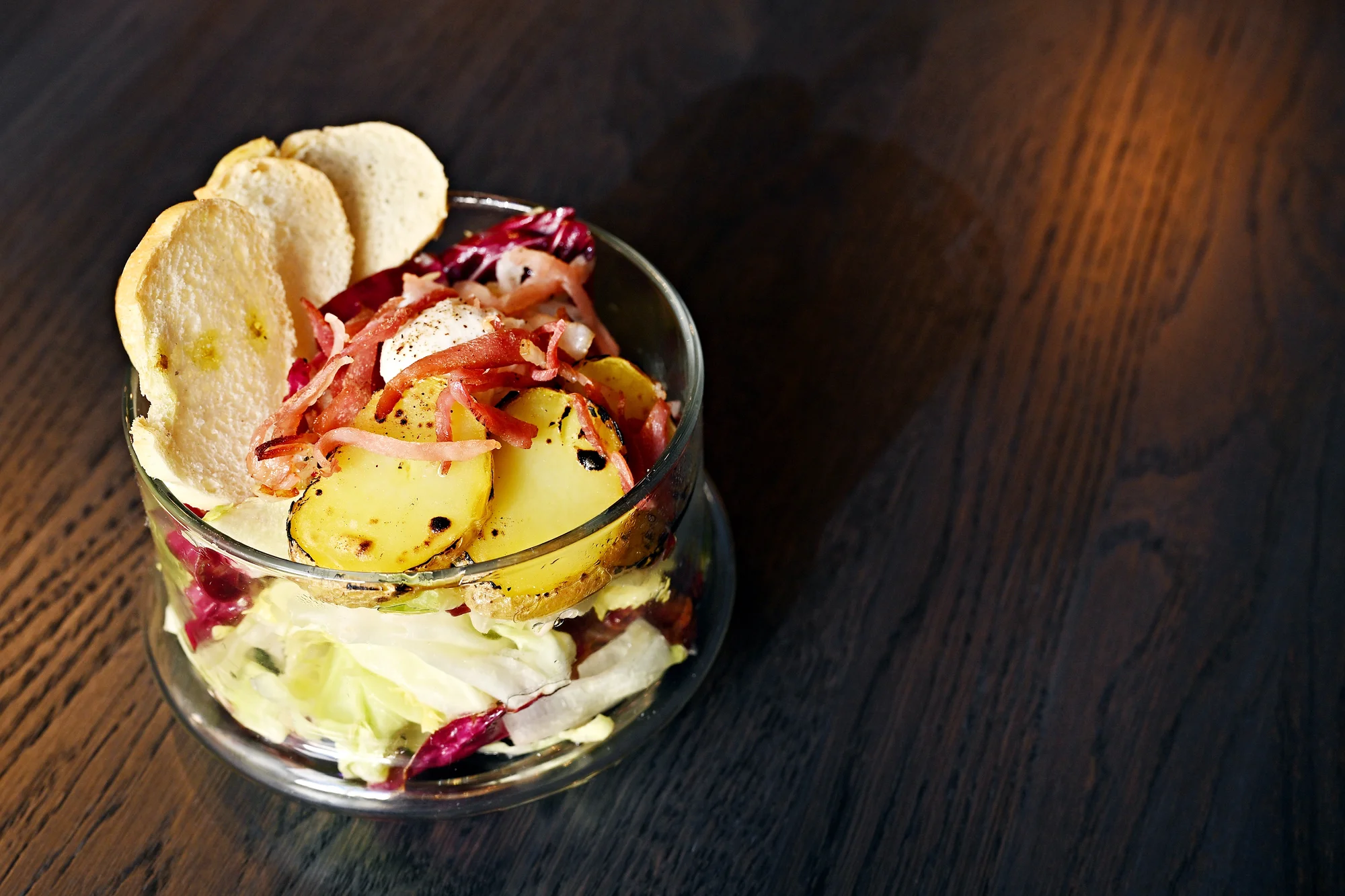 Degustační menu v restauraci Talíř: 5 nebo 7 chodů, varianta s neomezenými nápoji