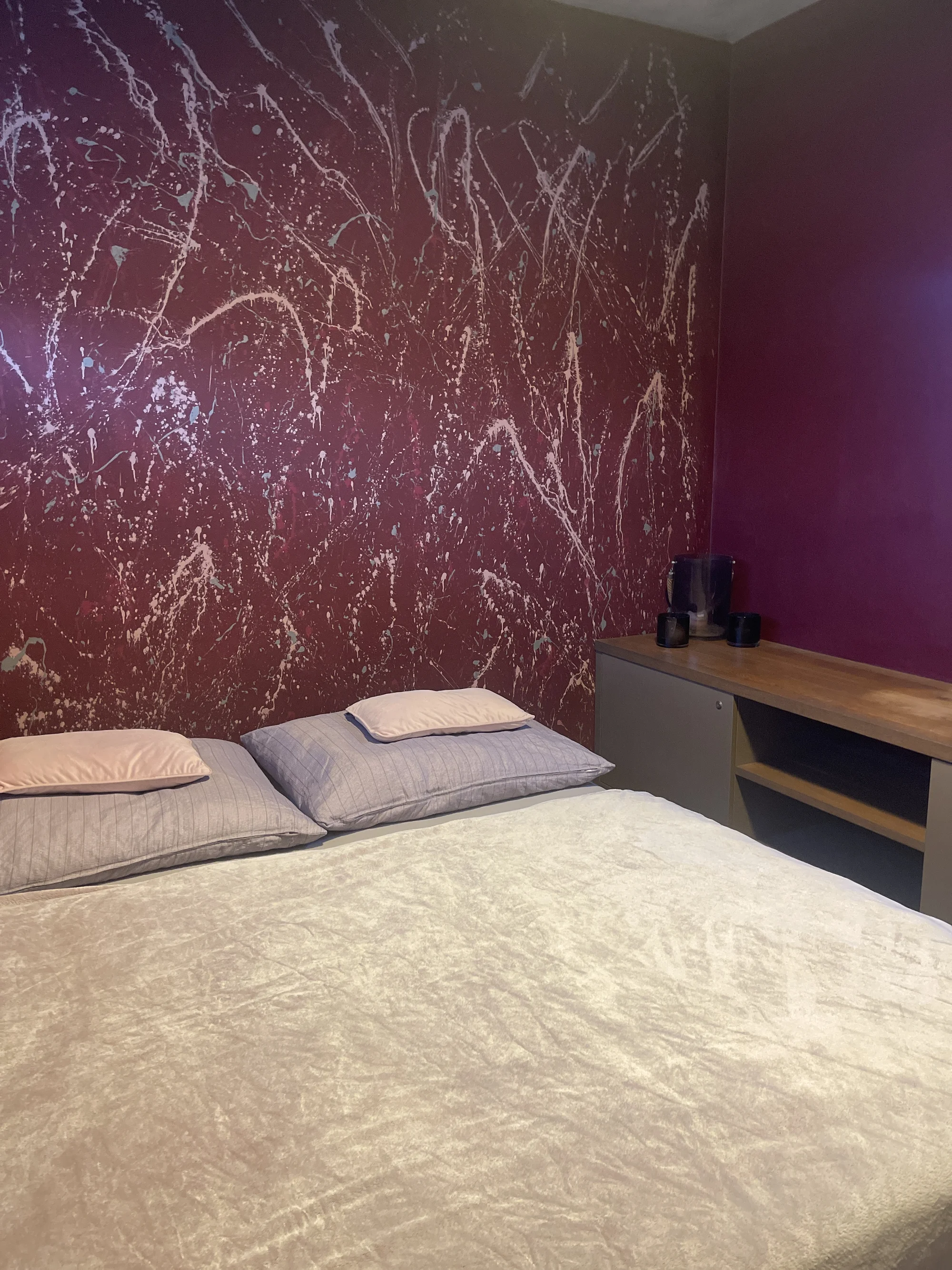 Moderní apartmán s vlastním wellness, bazénem a krbem ve Velkých Popovicích