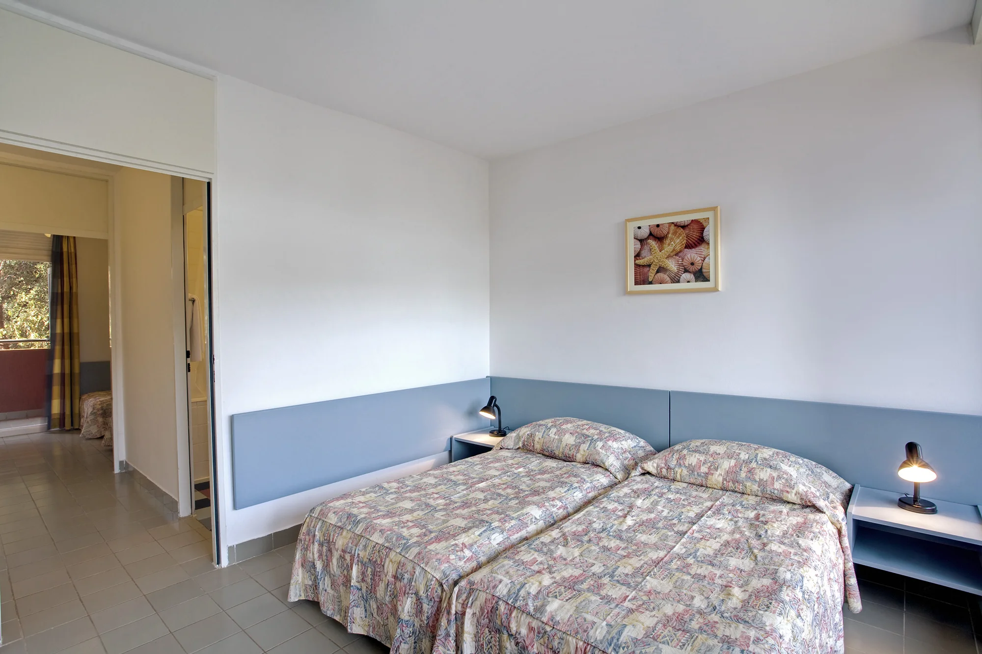Rodinná pohoda na Jadranu: apartmány s balkonem kousek od pláže, sportovní vyžití
