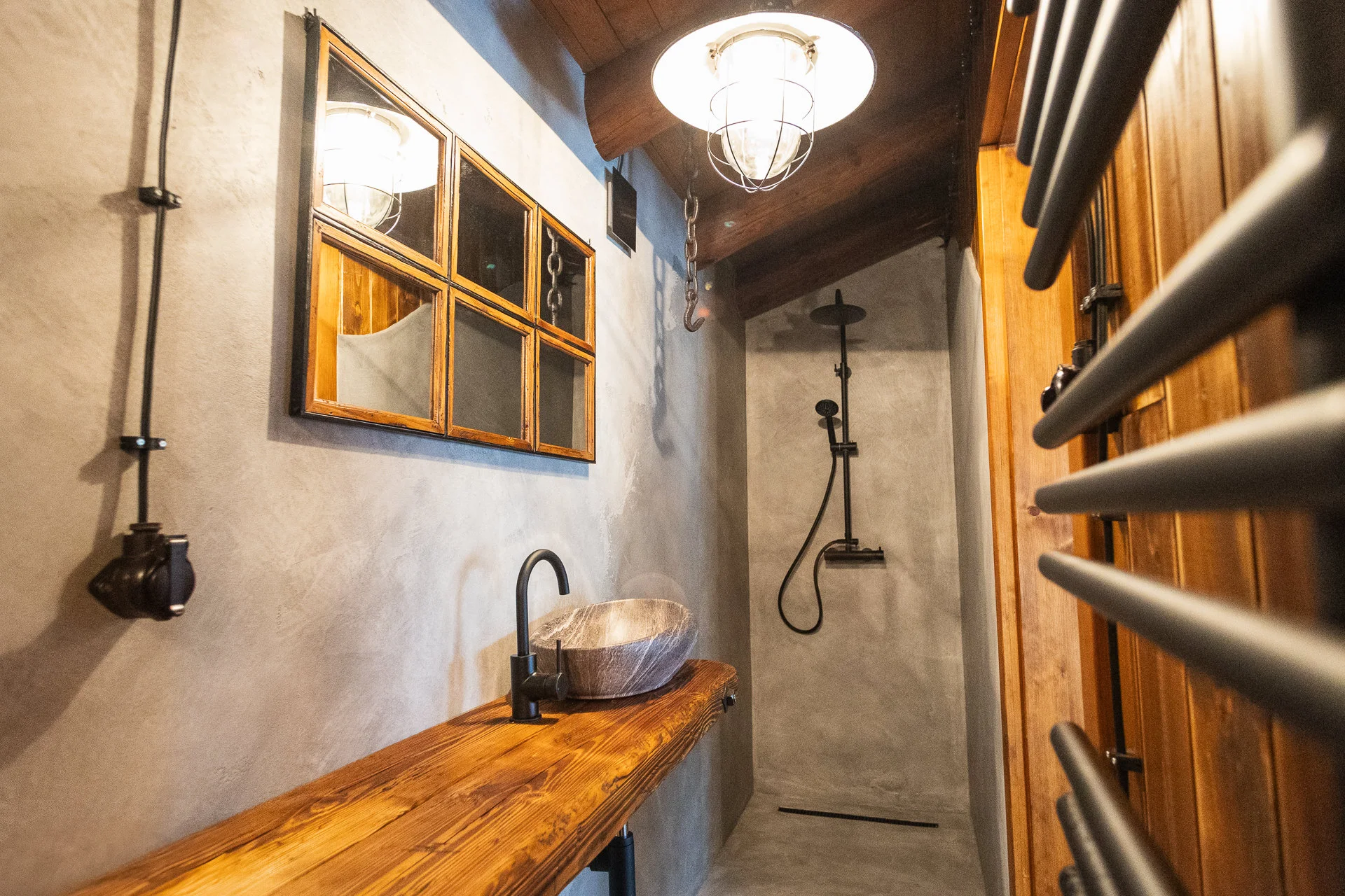 Dovolená s parádním výhledem na Lysou horu: designové apartmány nebo samostatná COOLna