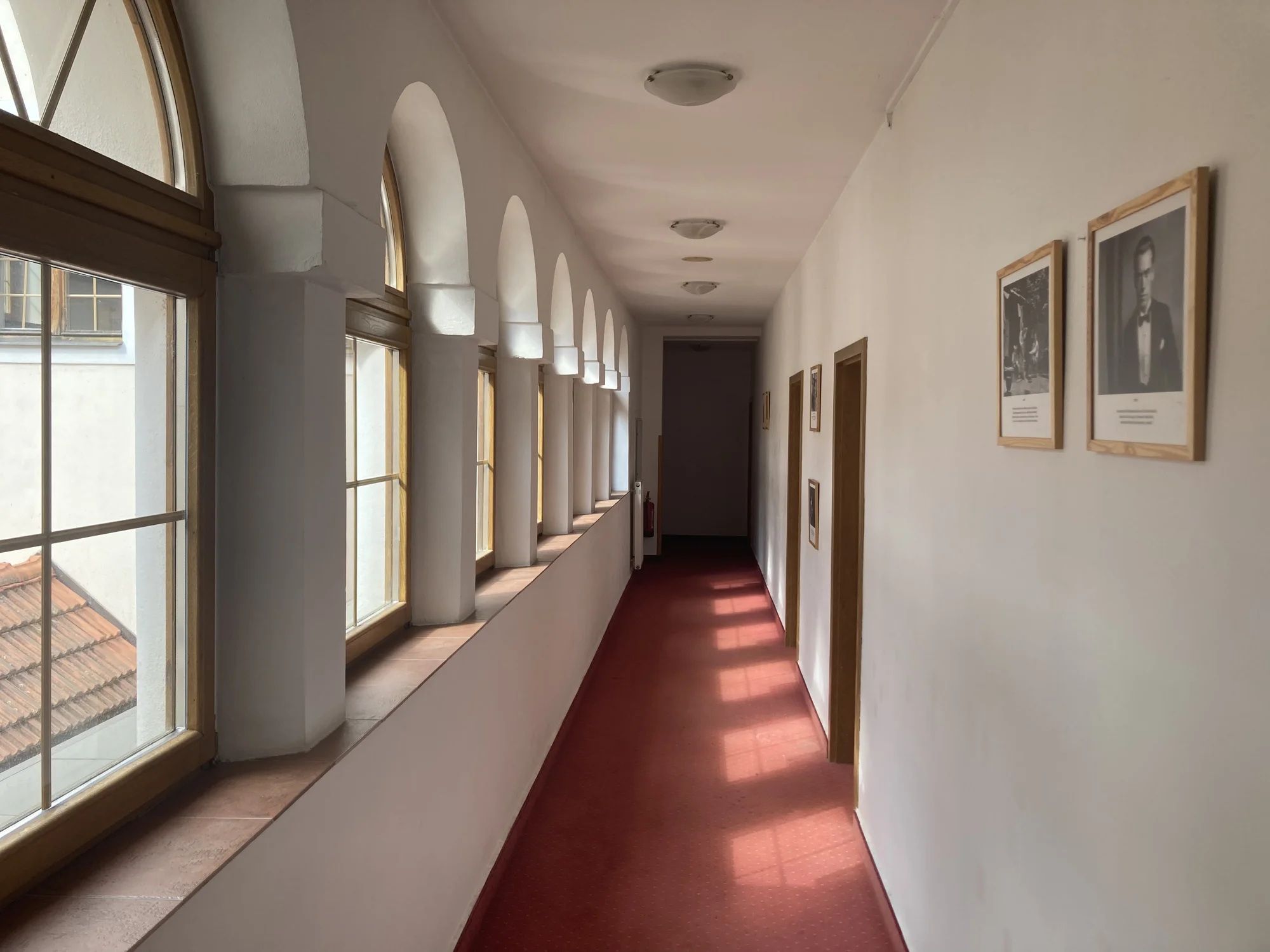 Hotel ve Vranově nad Dyjí: originální design, restaurace a zámek na dosah
