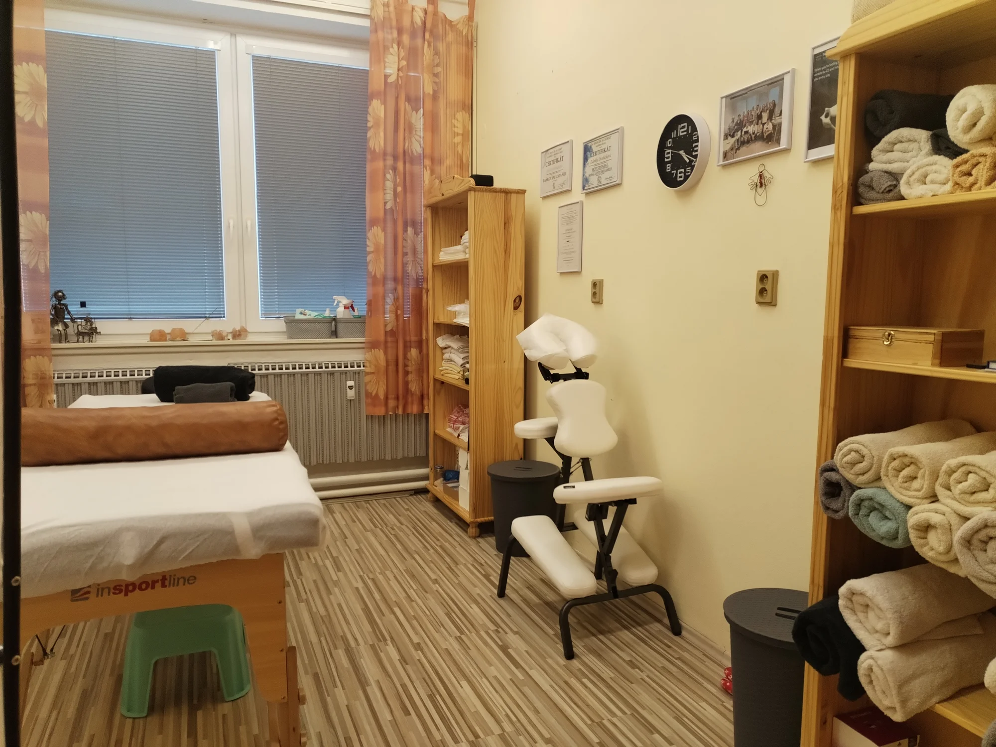 Masáž podle výběru ze 4 druhů nebo lávové kameny: 60 či 80 min.