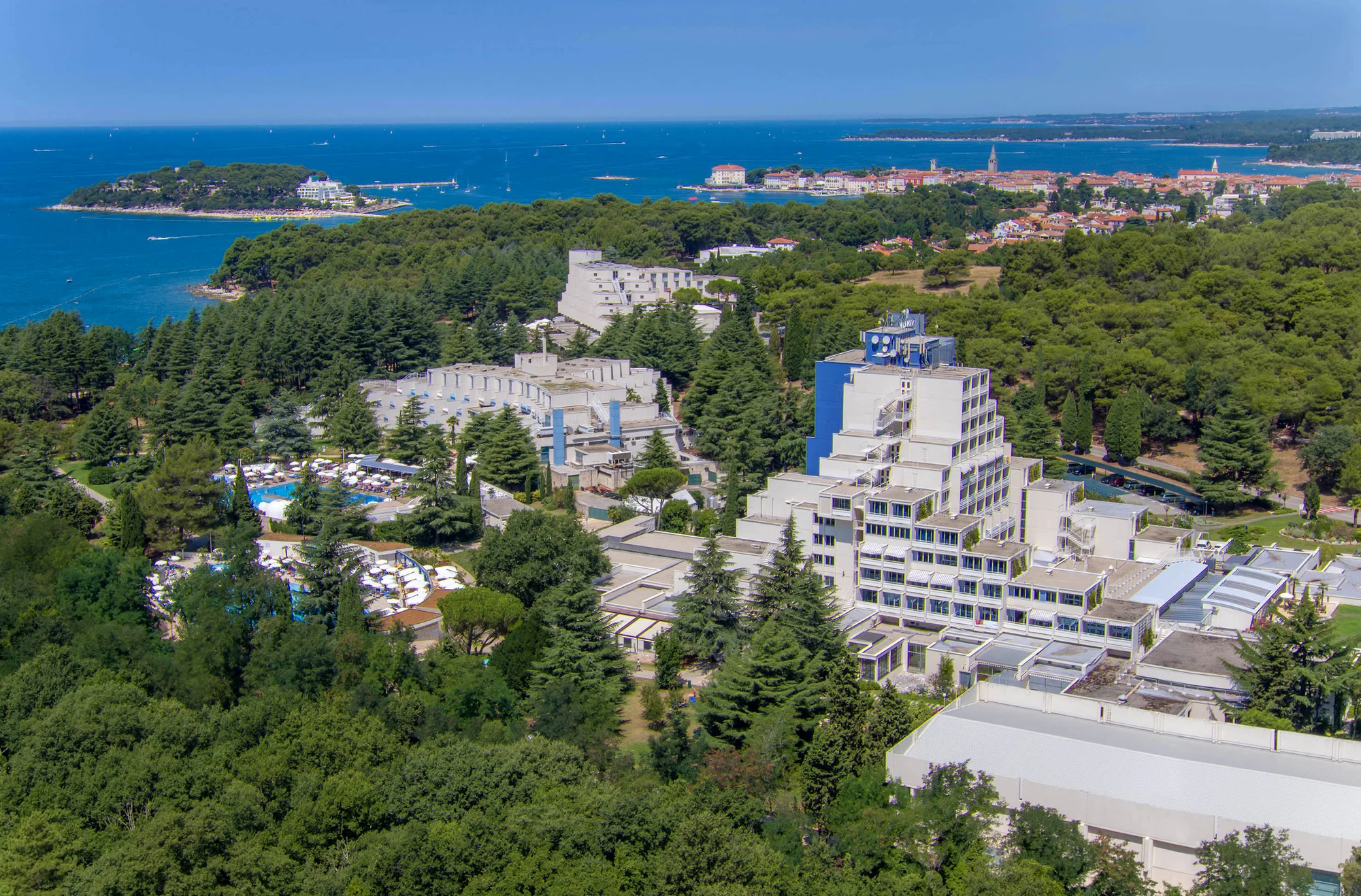 Dovolená v Poreči: 3* apartmány až pro 6 os. i vstup do bazénů a dětské herny