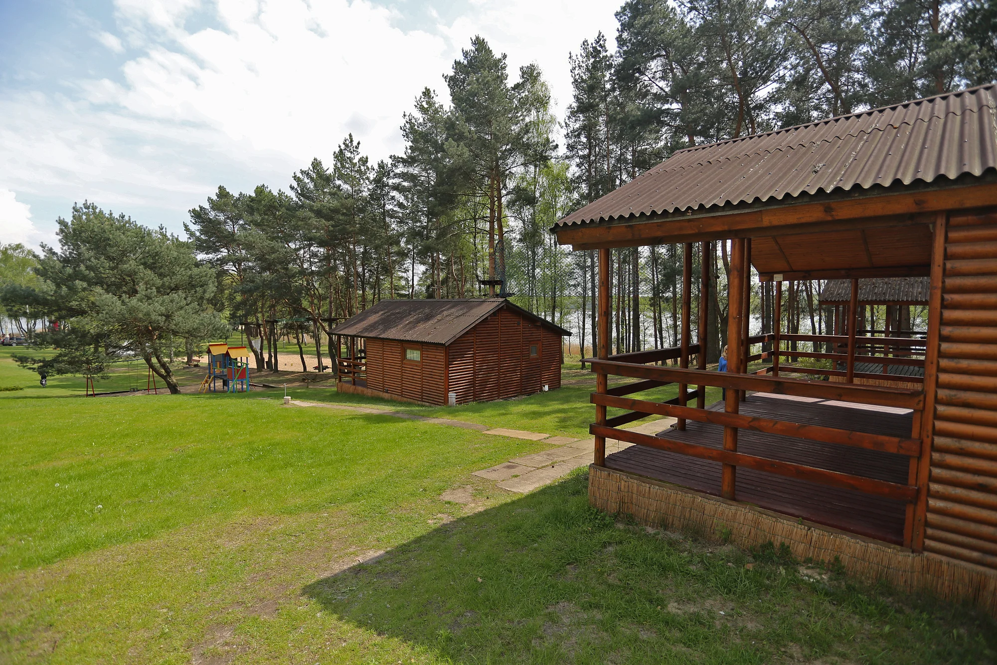 4* hotel u malebného polského jezera v srdci přírodní rezervace: jídlo, wellness a až 2 děti zdarma