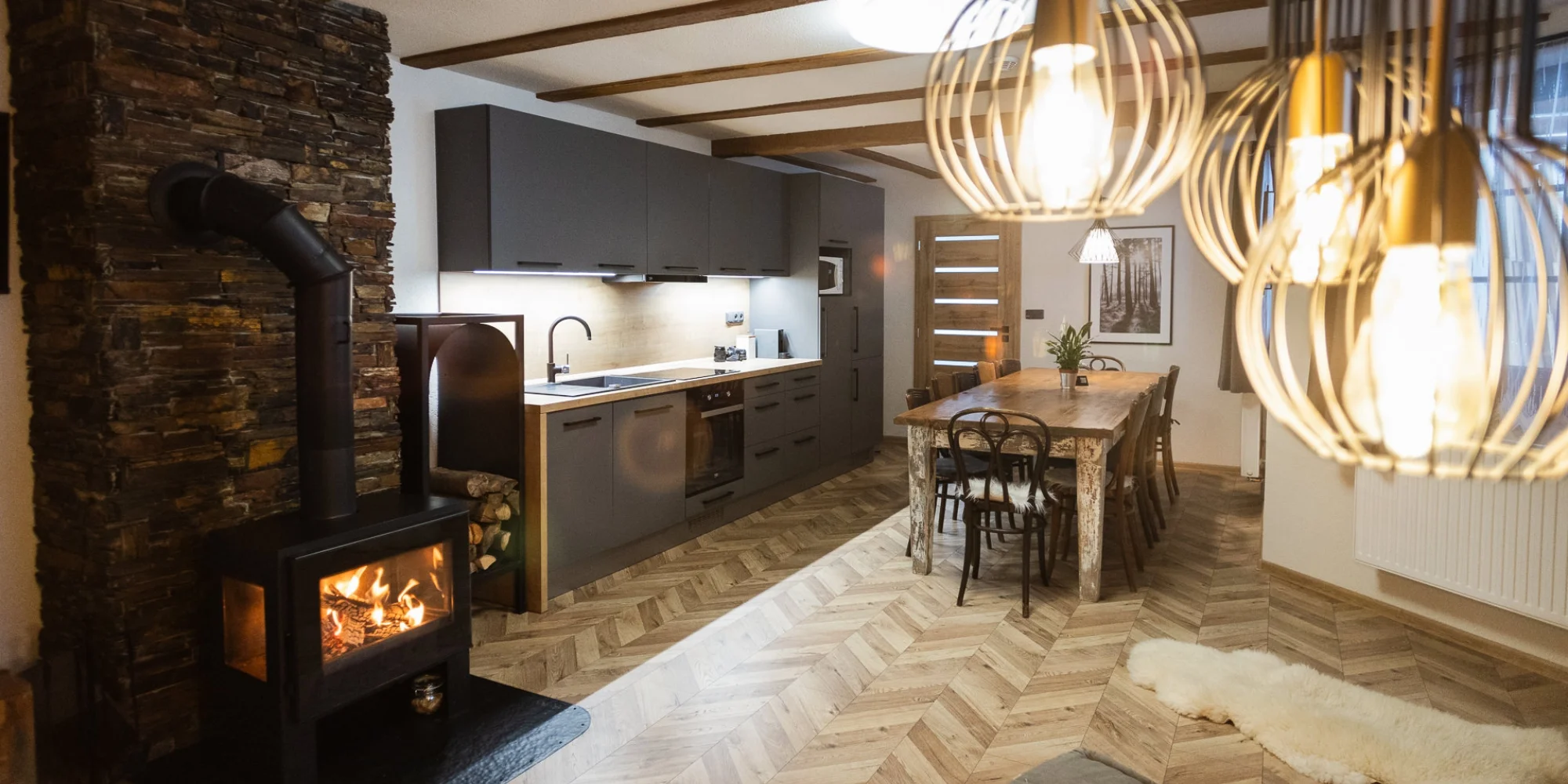 Dovolená s parádním výhledem na Lysou horu: designové apartmány nebo samostatná COOLna