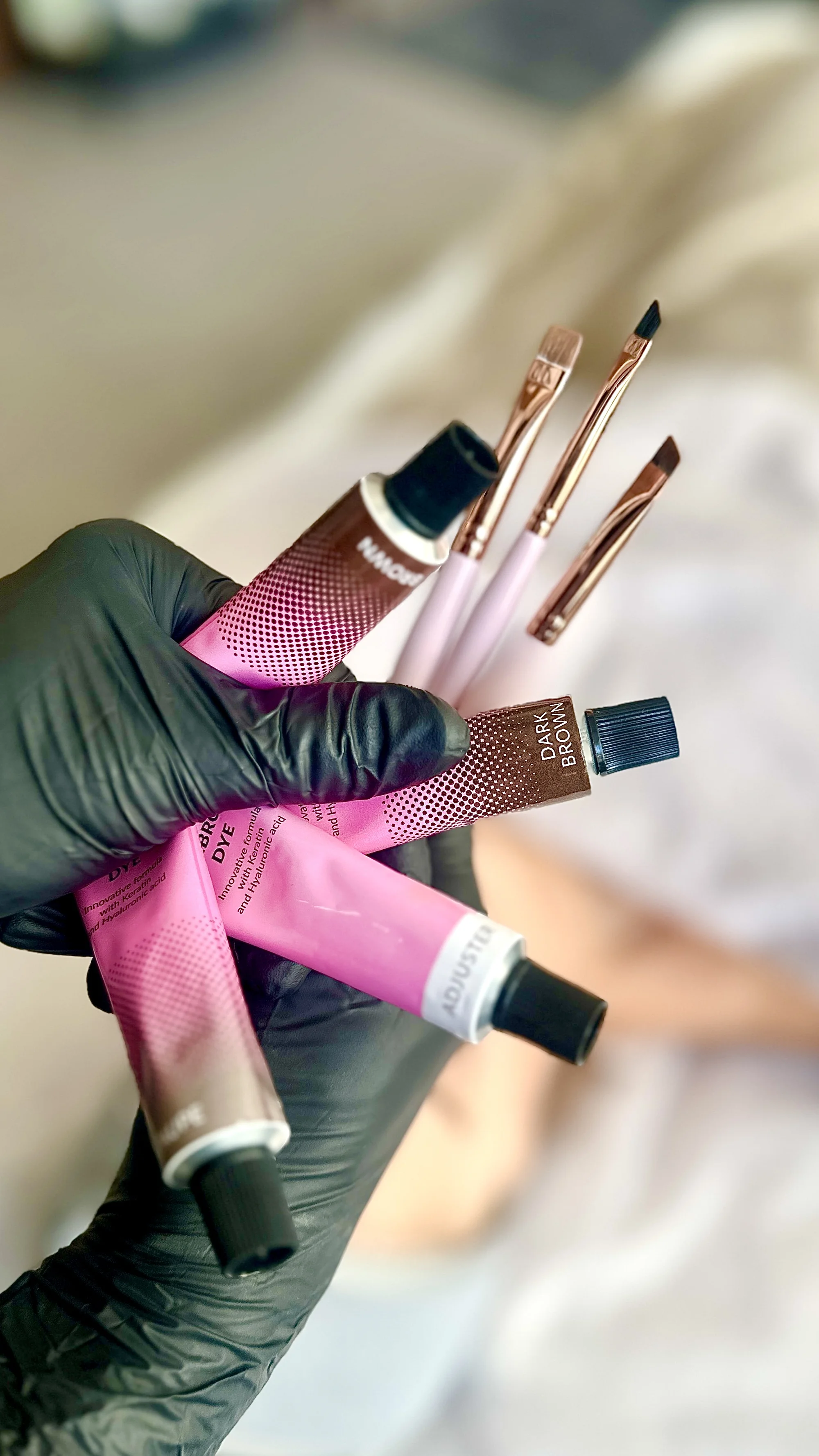 Anti-age kosmetické ošetření, chemický peeling i laminace obočí