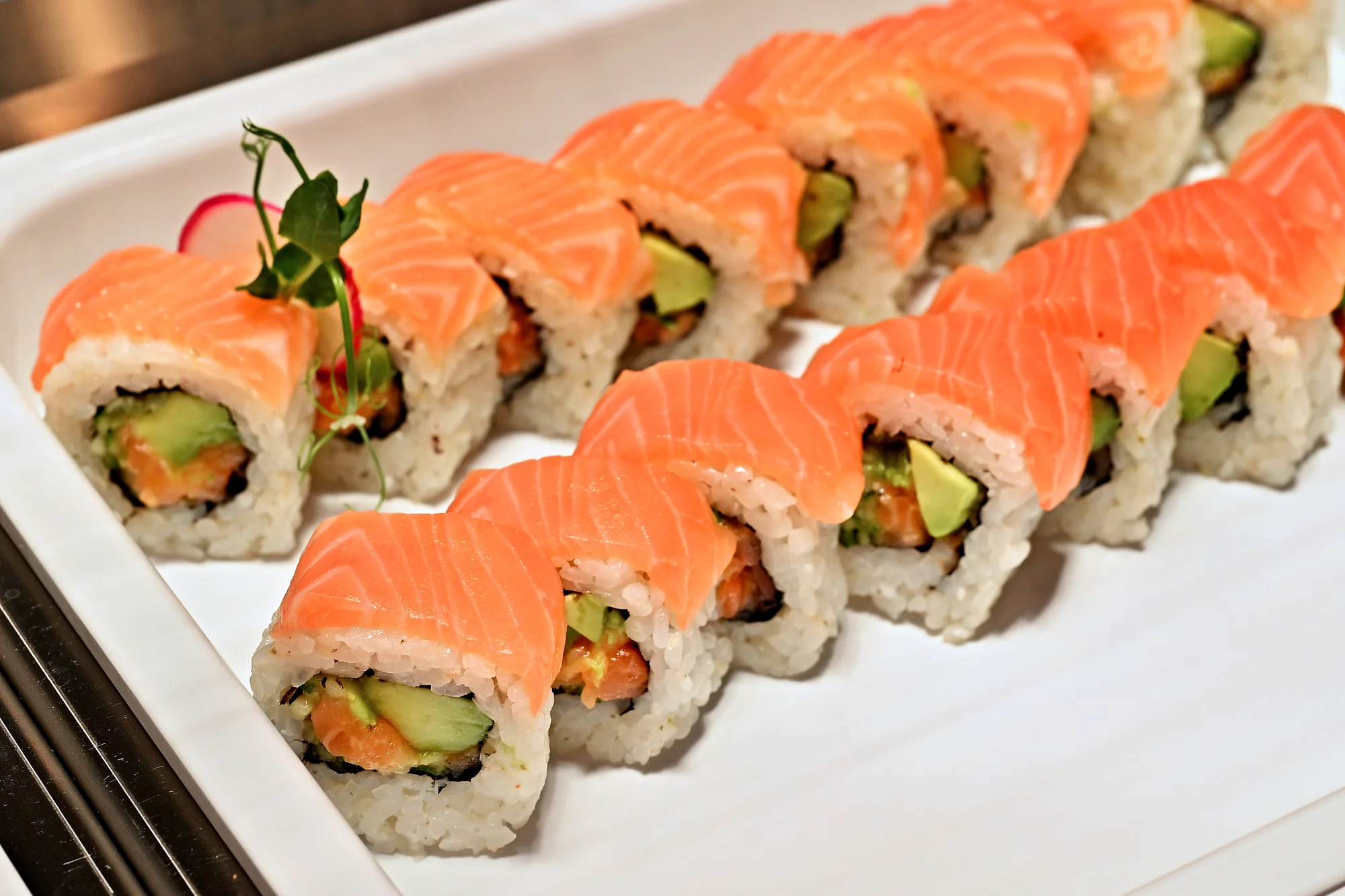 All you can eat sushi a grill v OC Quadrio pro 1 nebo 2 osoby: oběd i večeře, 1,5 hodiny konzumace