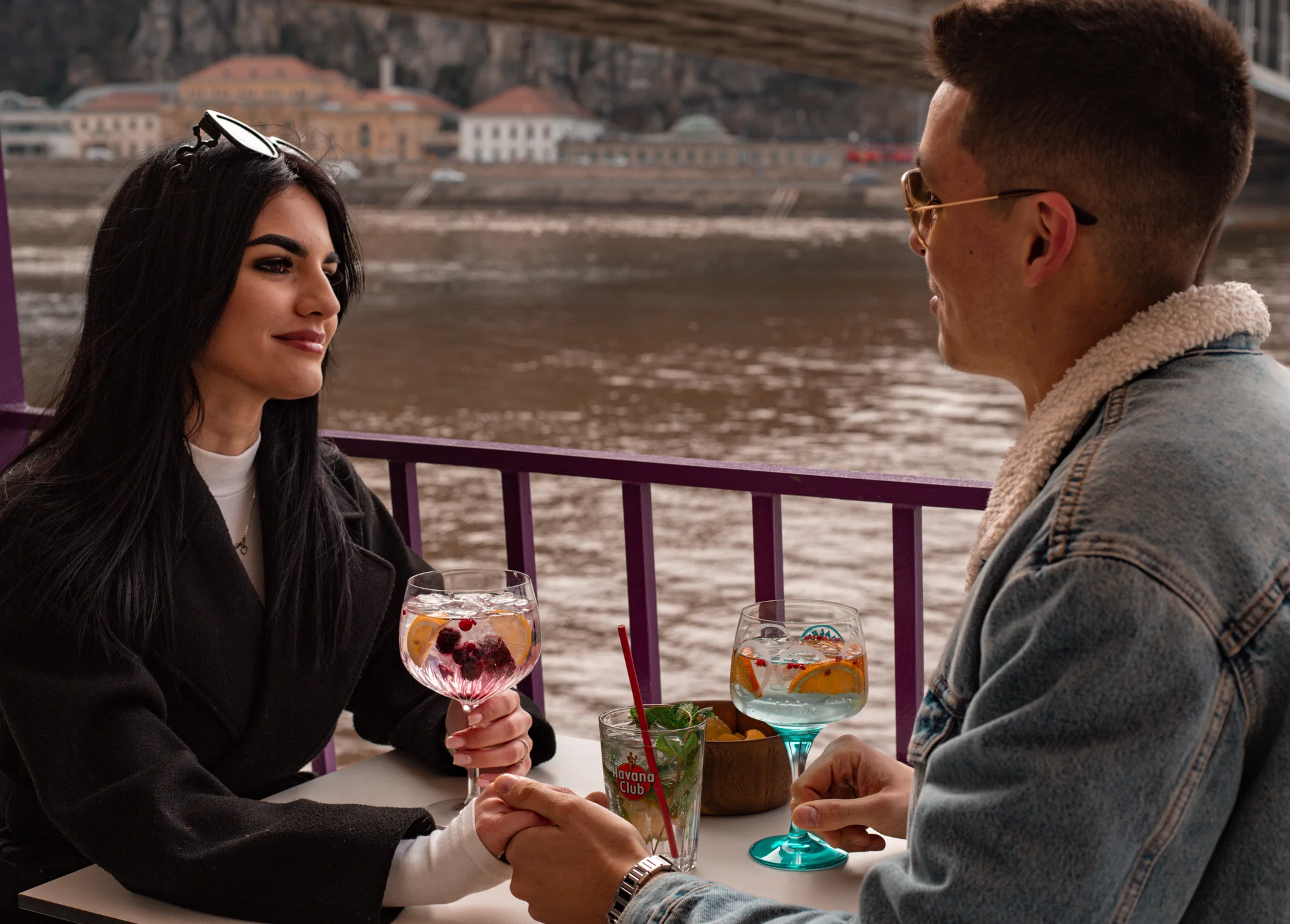 Pohádková Budapešť: vyhlídková plavba po Dunaji i varianty s pizzou, nápoji a folklorním programem